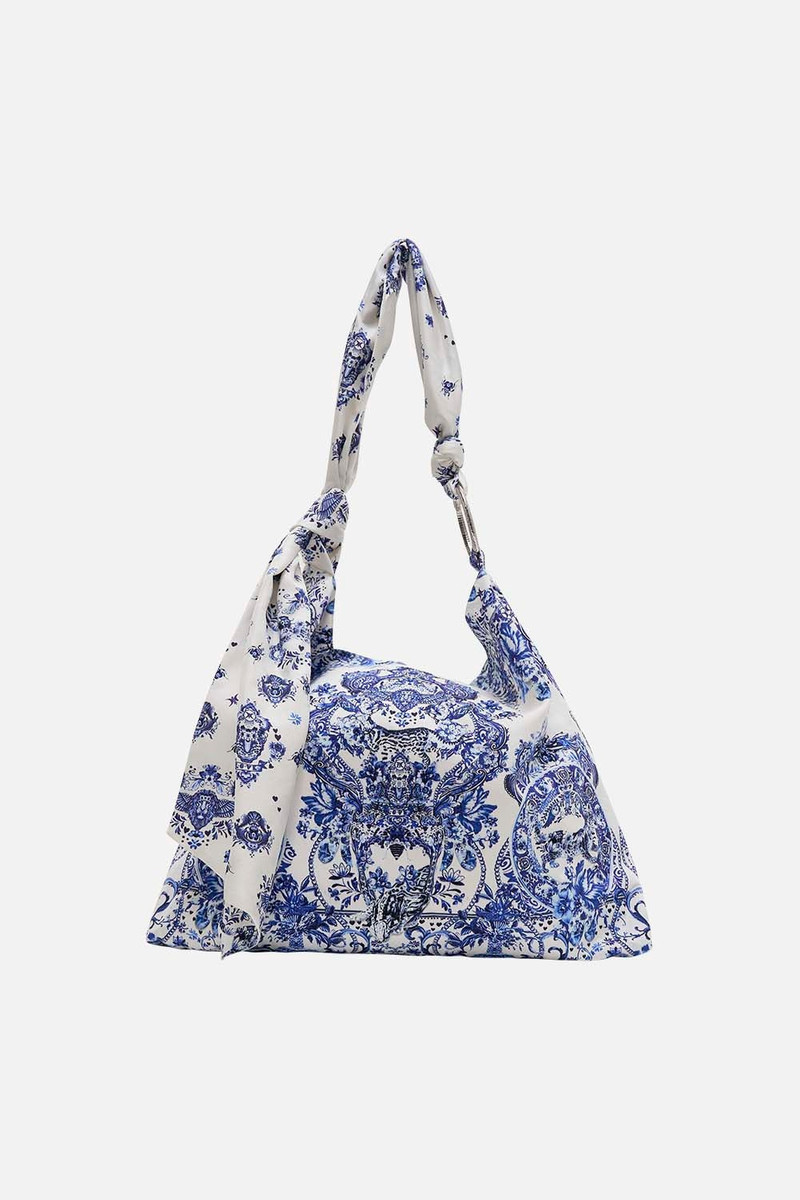 TRIANGULAR BEACH BAG 1