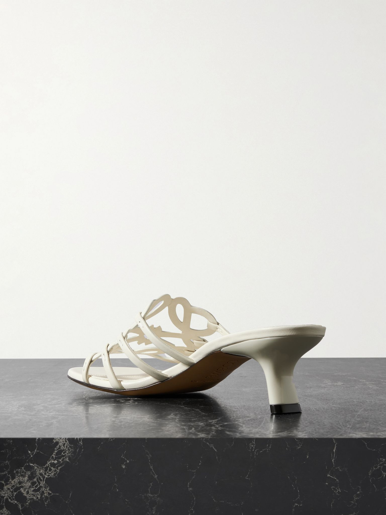 + Paula's Ibiza Petal Anagram leather sandals White - 3