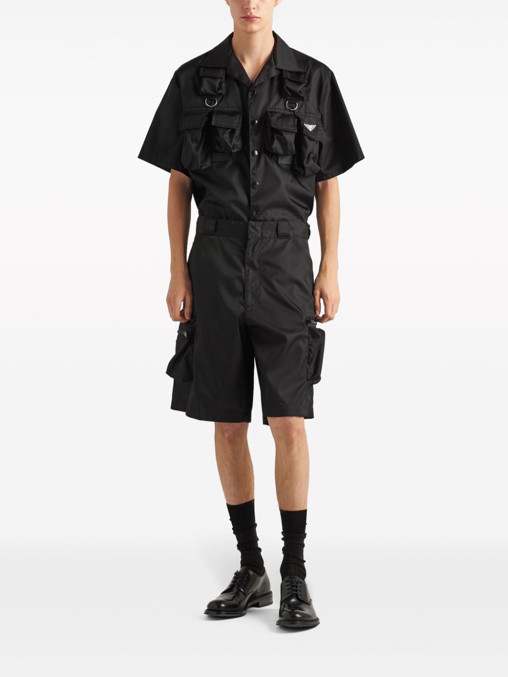triangle-plaque cargo shorts - 2