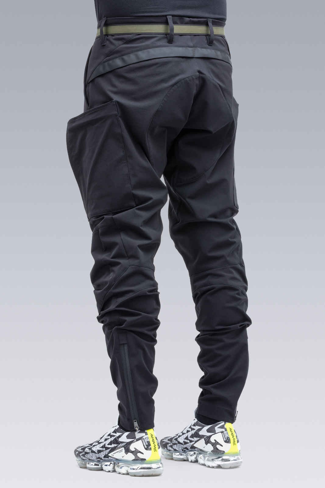 P10A-DS schoeller® Dryskin™ Articulated Cargo Pant Black - 8