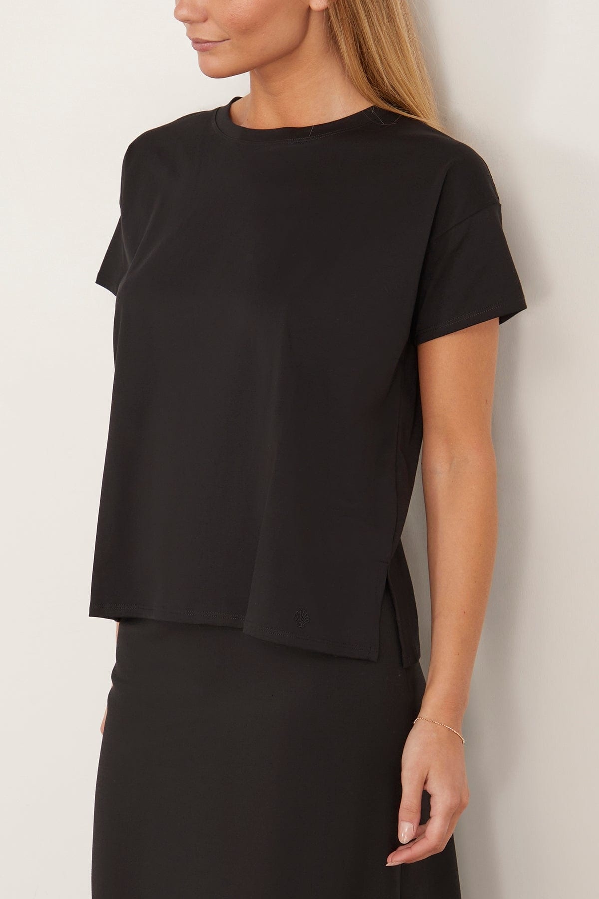 Basiluzzo Oversize Shirt in Black - 3
