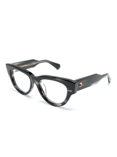 Valentino V ESSENTIAL III cat-eye frame glasses outlook