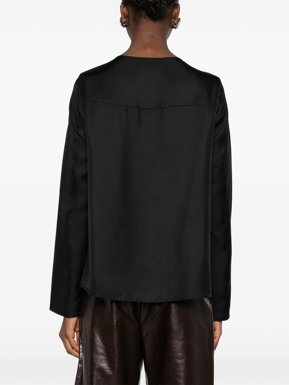 round-neck long-sleeve shirt - 4