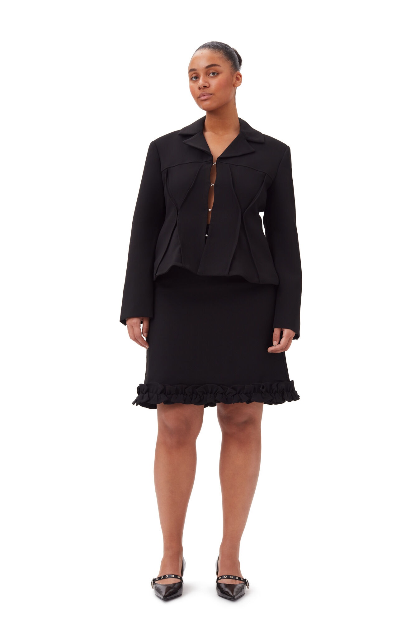 BLACK BONDED CREPE FITTED BLAZER - 8