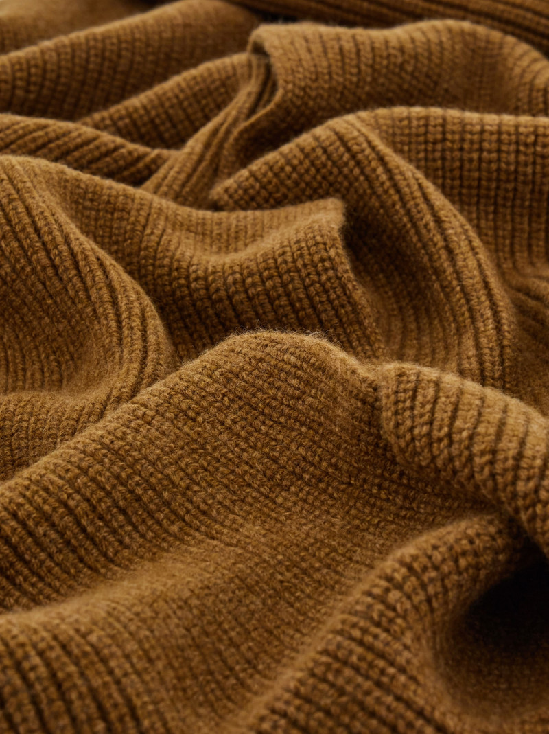 FERRAGAMO Cashmere blend scarf outlook