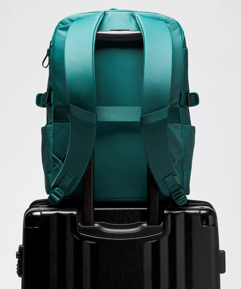New Crew Backpack 22L *Updated 6