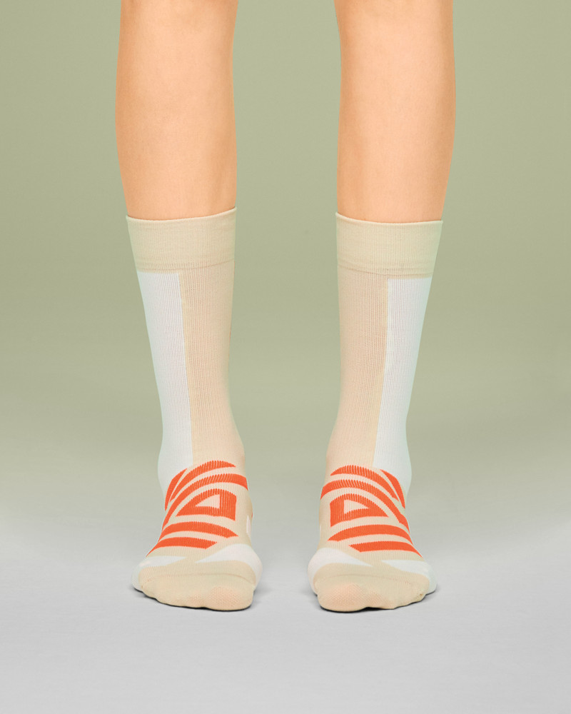 Performance High Sock 1