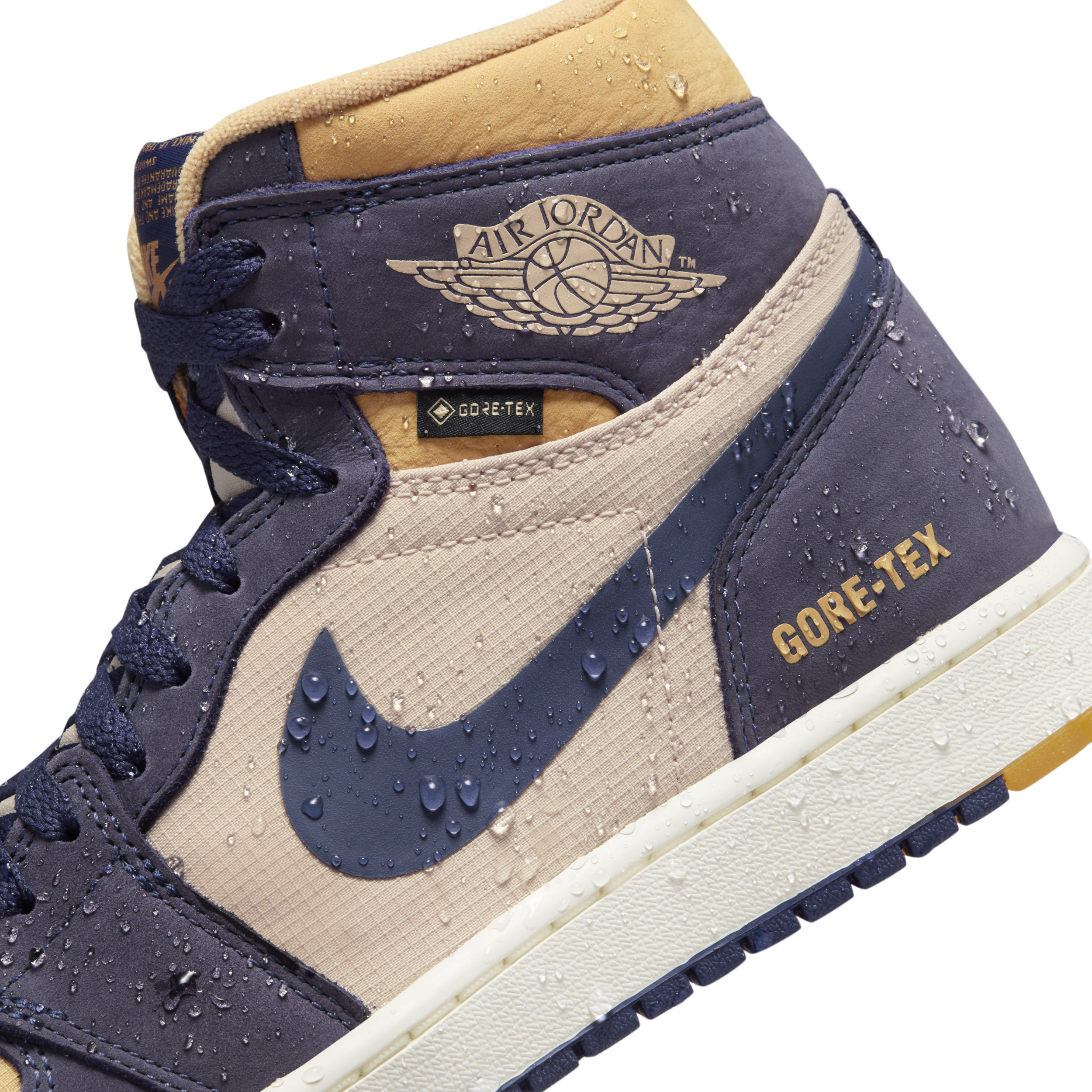 Men's Air Jordan 1 Element Shoes - 9