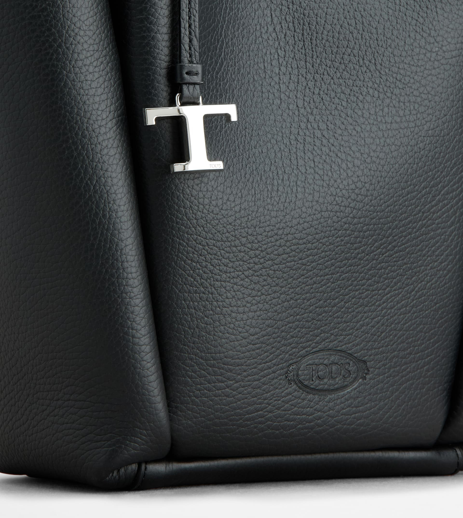 BUCKET BAG IN LEATHER SMALL - BLACK - 4