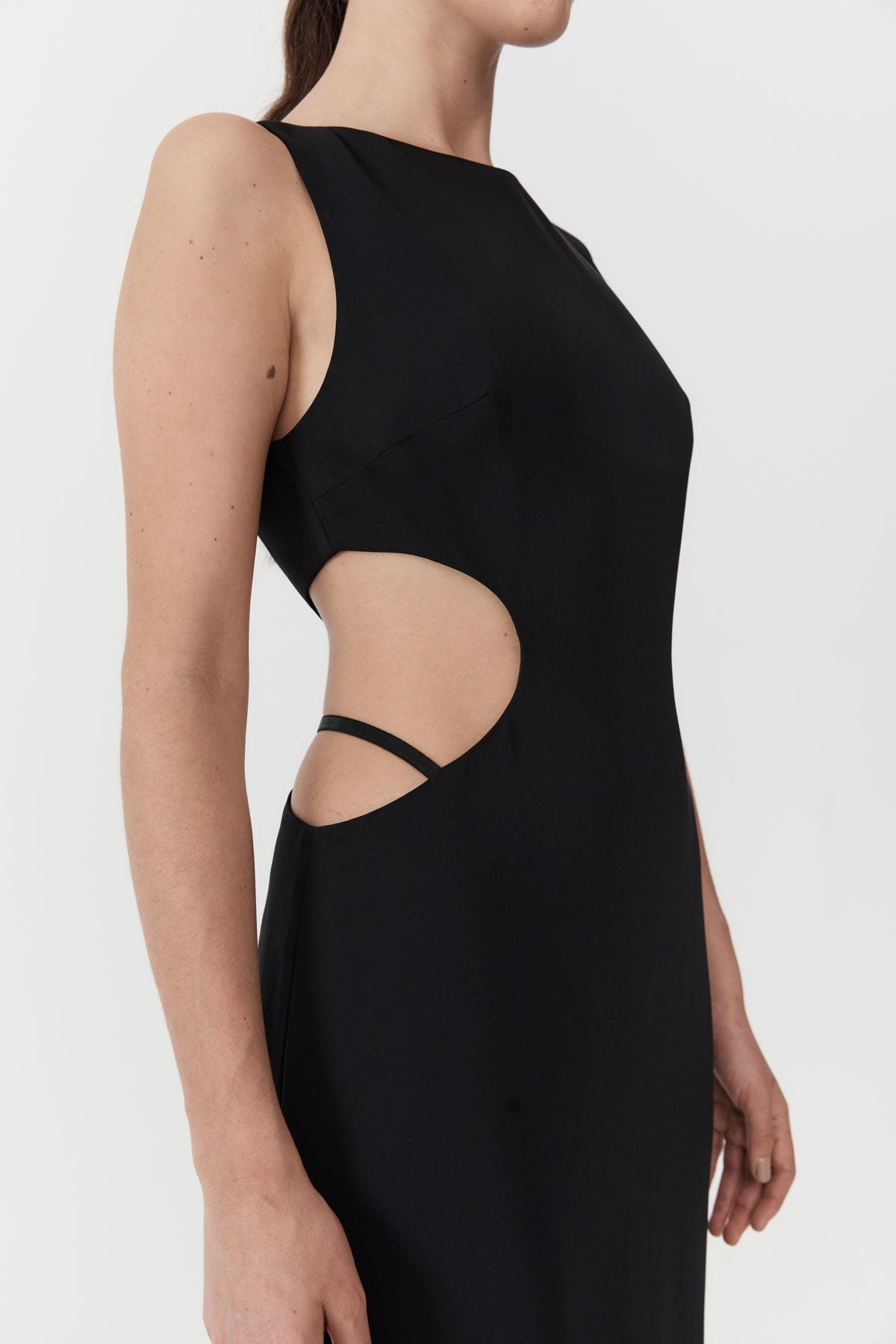 Arc Cut Out Dress - Black - 2