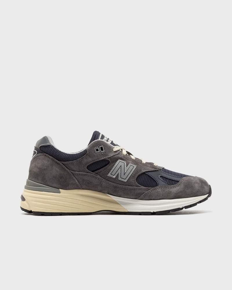 New Balance 991v2 outlook
