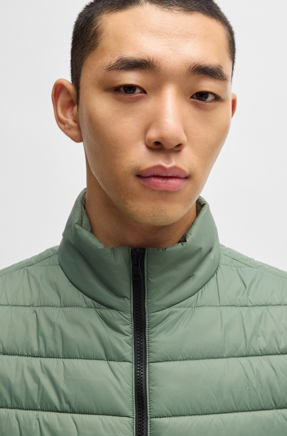 WATER-REPELLENT SLIM-FIT GILET WITH LOGO DETAIL - 5
