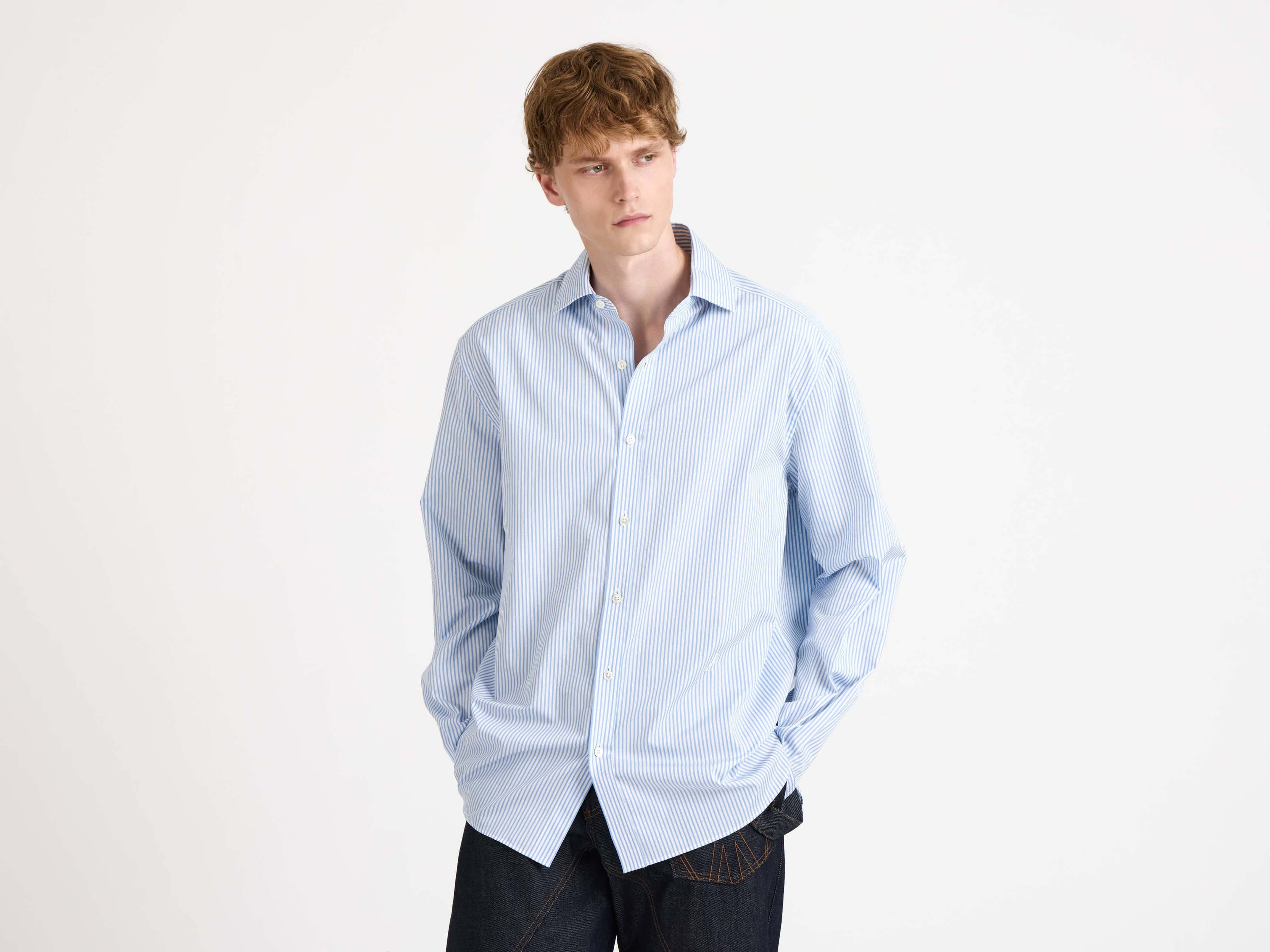 DRESS SHIRT IN BLUE & WHITE - 4