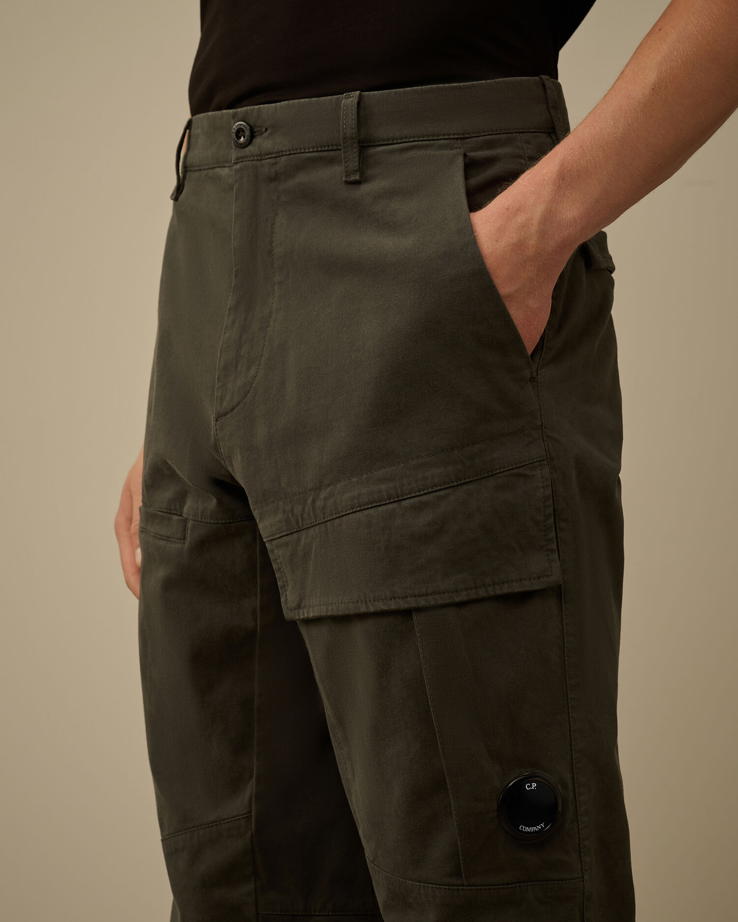 Stretch Sateen Loose Cargo Pants - 5