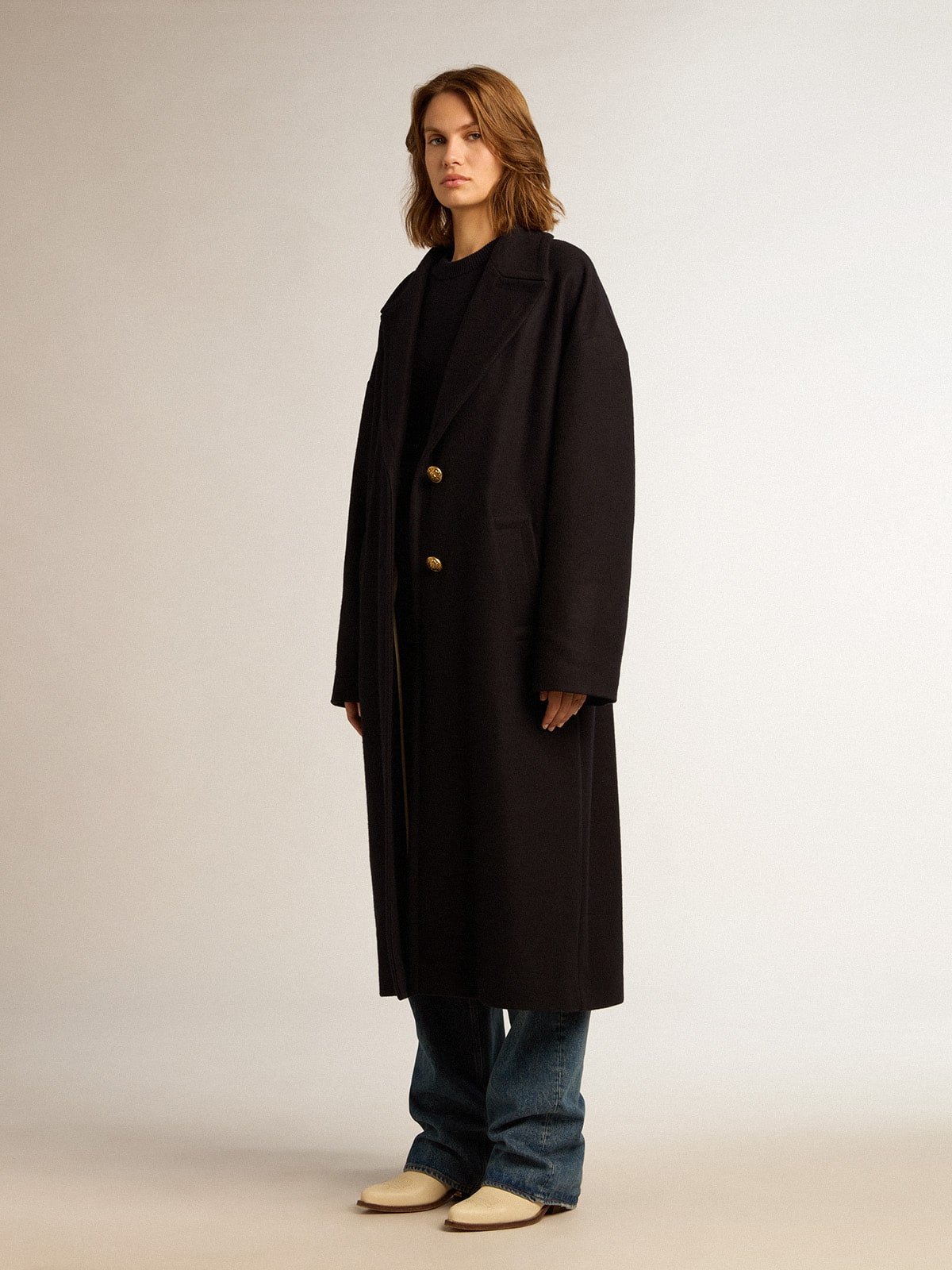 Women's single-breasted cocoon coat in dark blue wool with gold button - 2