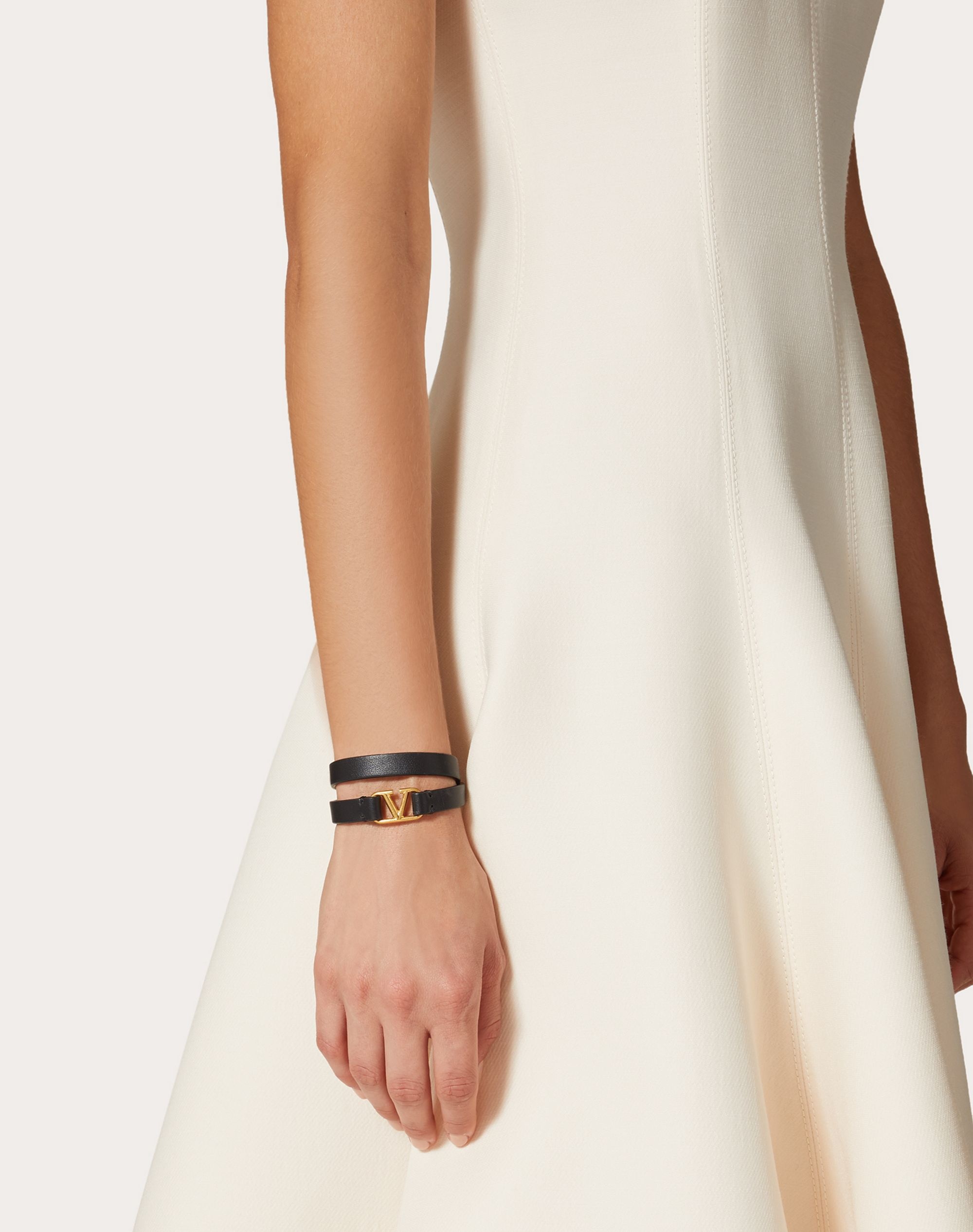 VLogo Signature Double-Strap Bracelet in Calfskin - 5