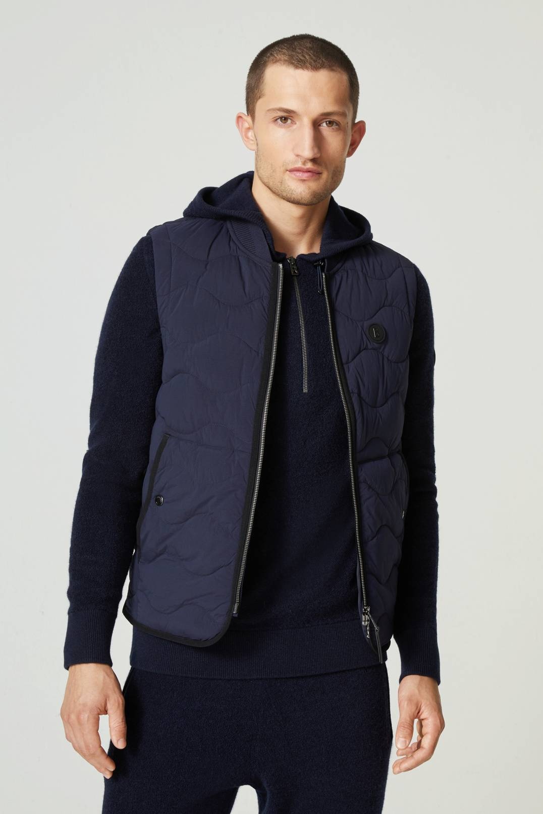 CLAY QUILTED WAISTCOAT IN NAVY BLUE - 2