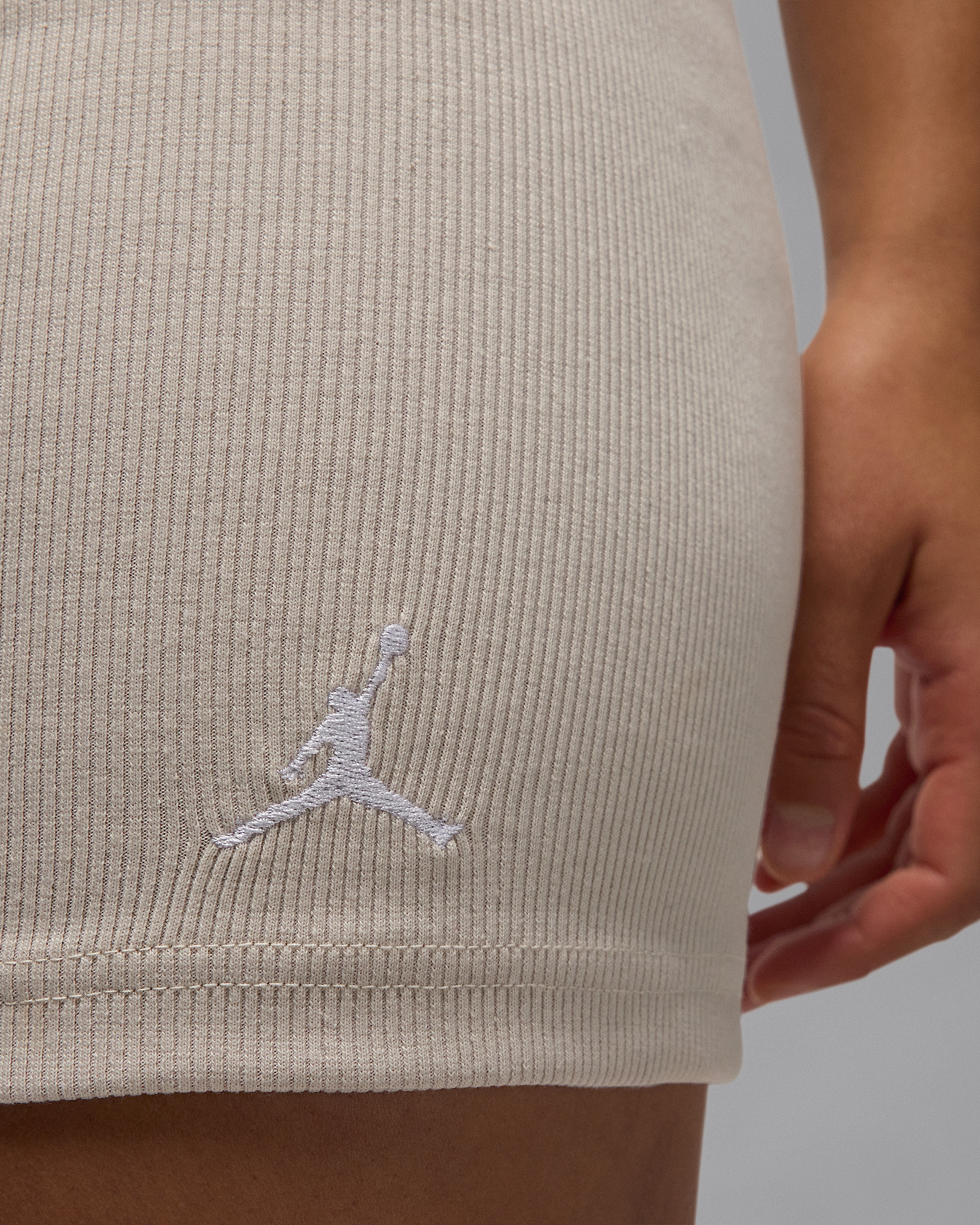 Jordan Brooklyn Essentials Women's 4" Shorts - 4