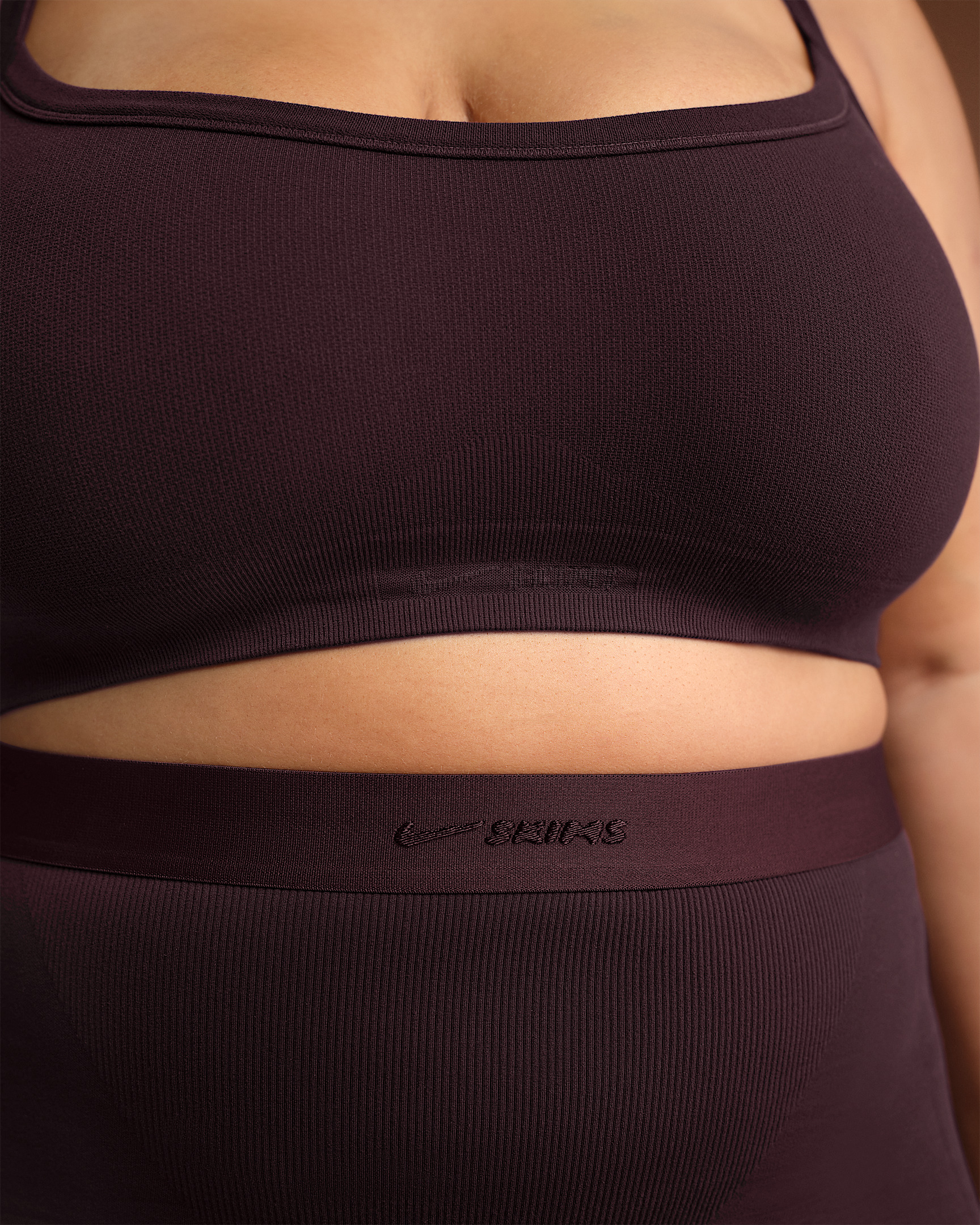 NikeSKIMS Vintage Seamless Women's Cami Bra - 10