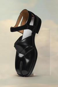 Maison Margiela Tabi leather sandals | REVERSIBLE