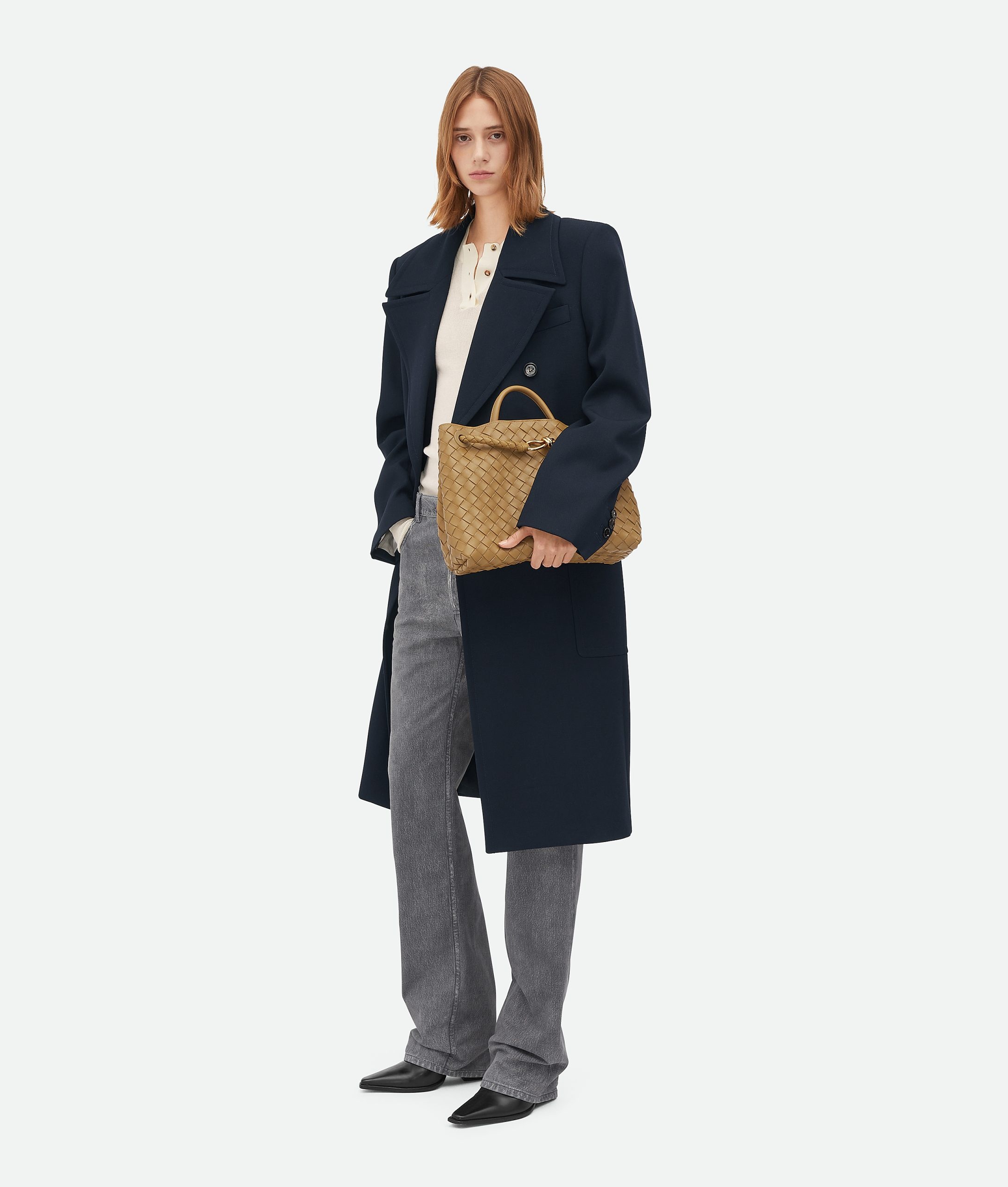 Bottega Veneta – Andiamo Medium Dark Praline - 5