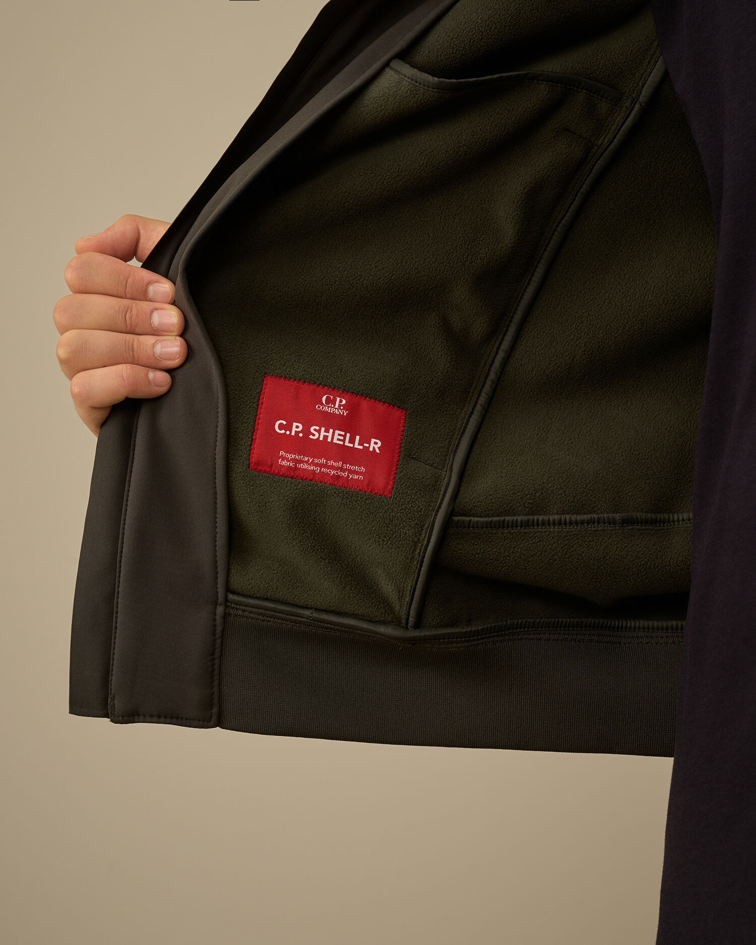 C.P. Shell-R Hooded Jacket - 7