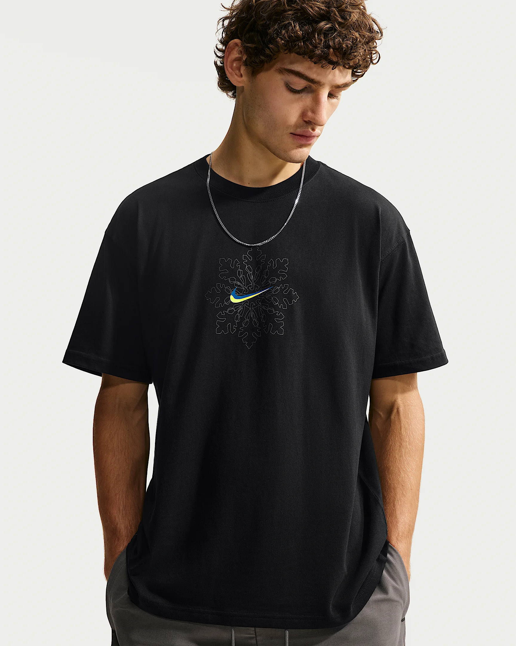 Nike Sportswear Men's T-Shirt - 1
