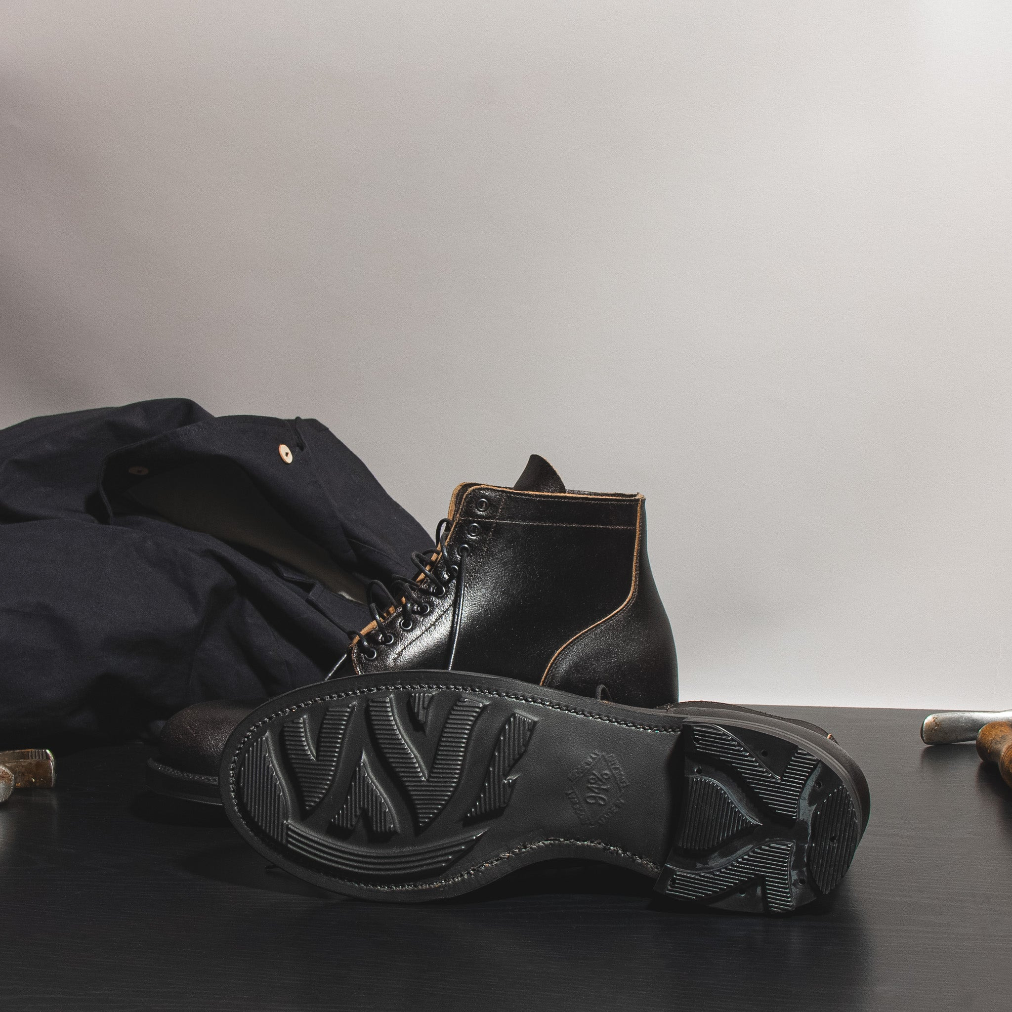 Service Boot® 2030 BCT - Black Waxed Flesh - 4