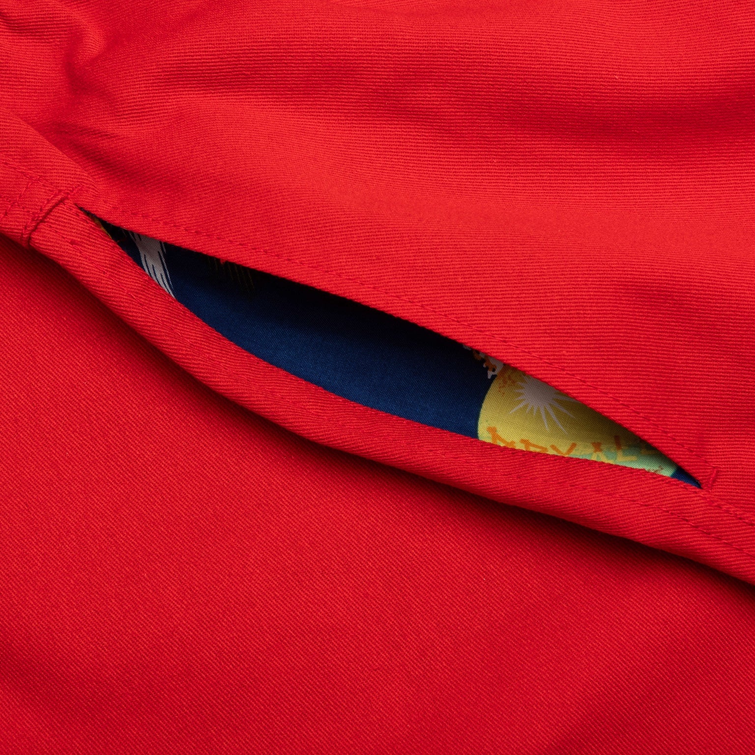 BEACH SHORTS - RED - 3