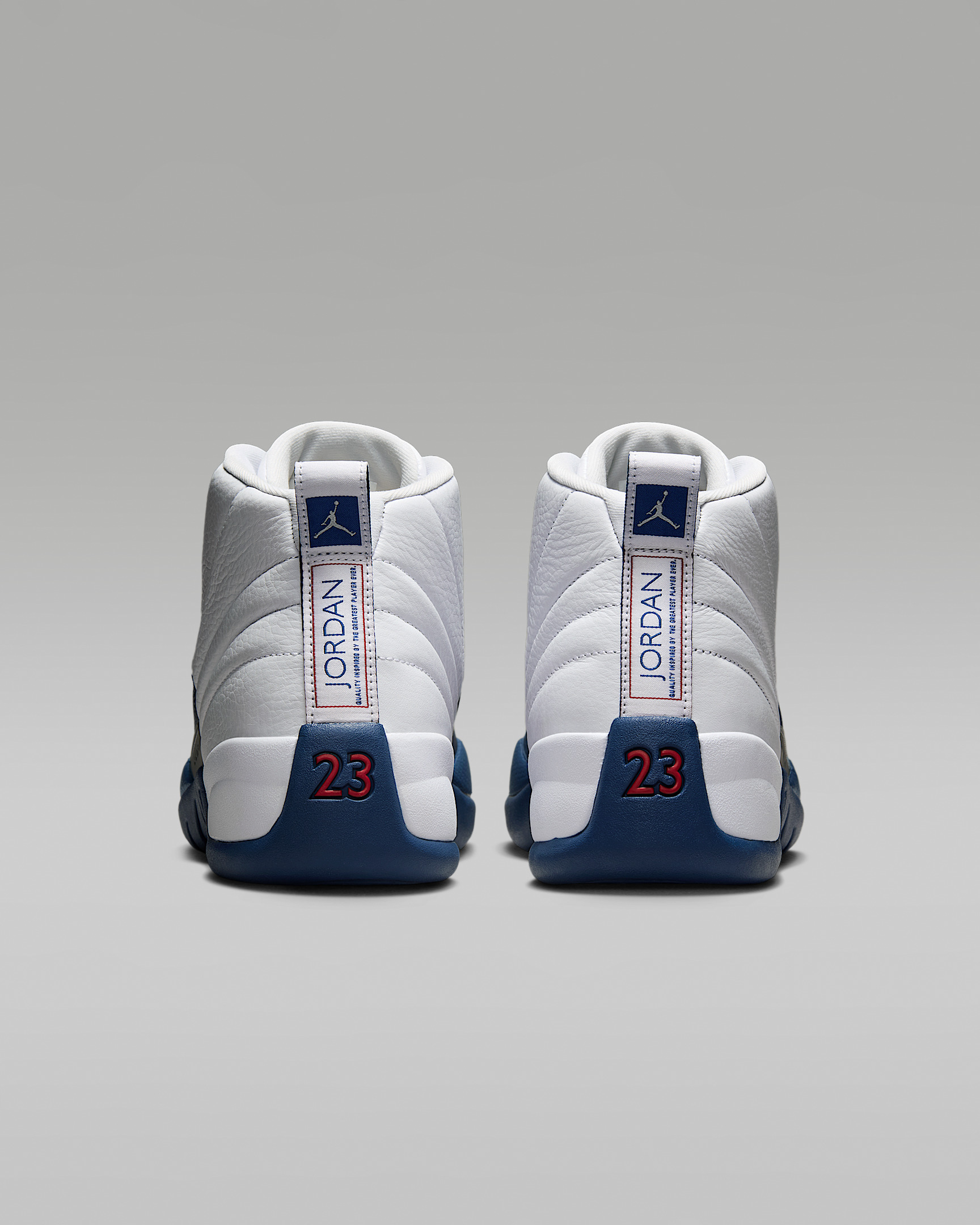 Air Jordan 12 Retro Men's Shoes - 6