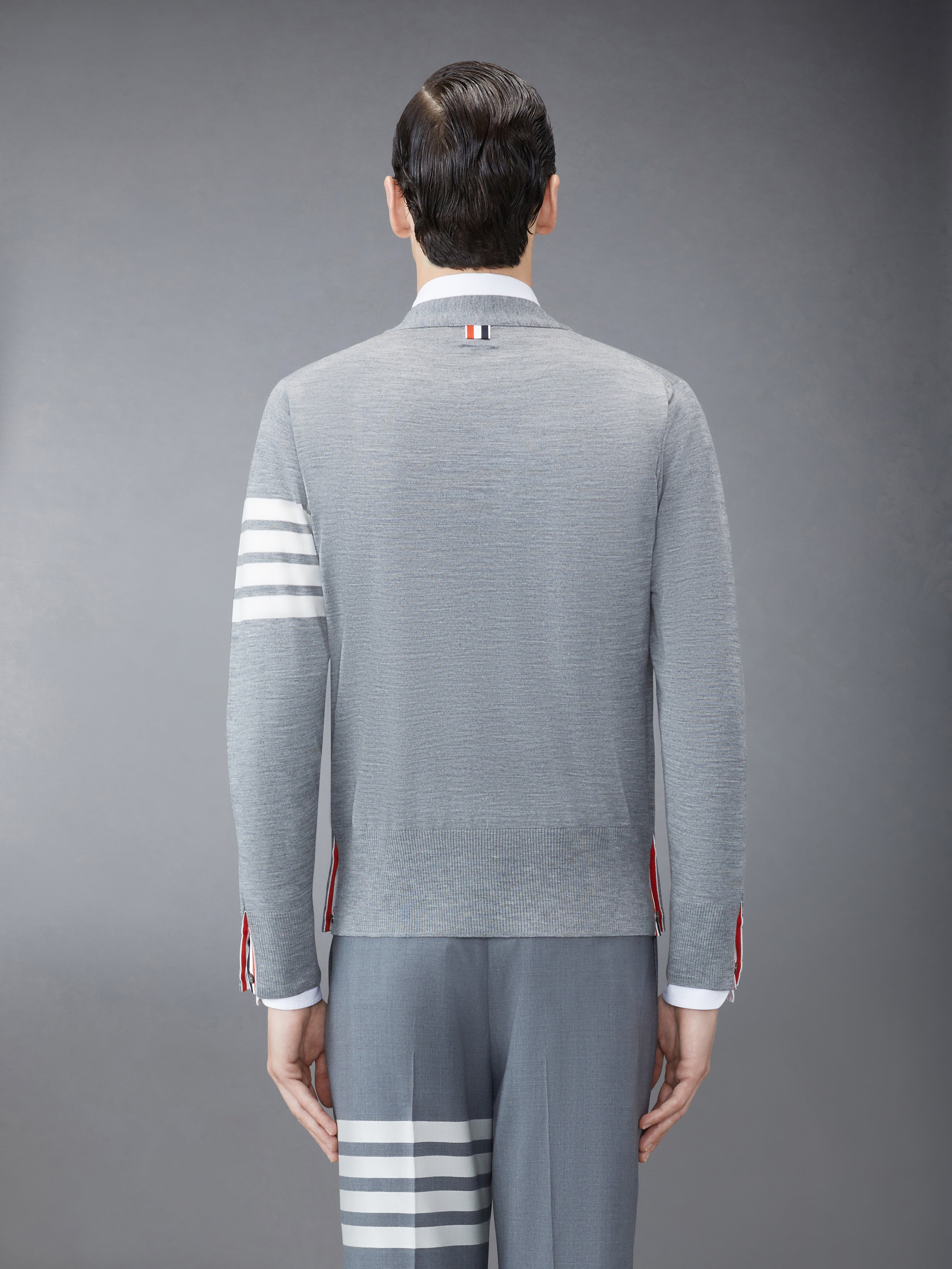 V-neck cardigan - 2