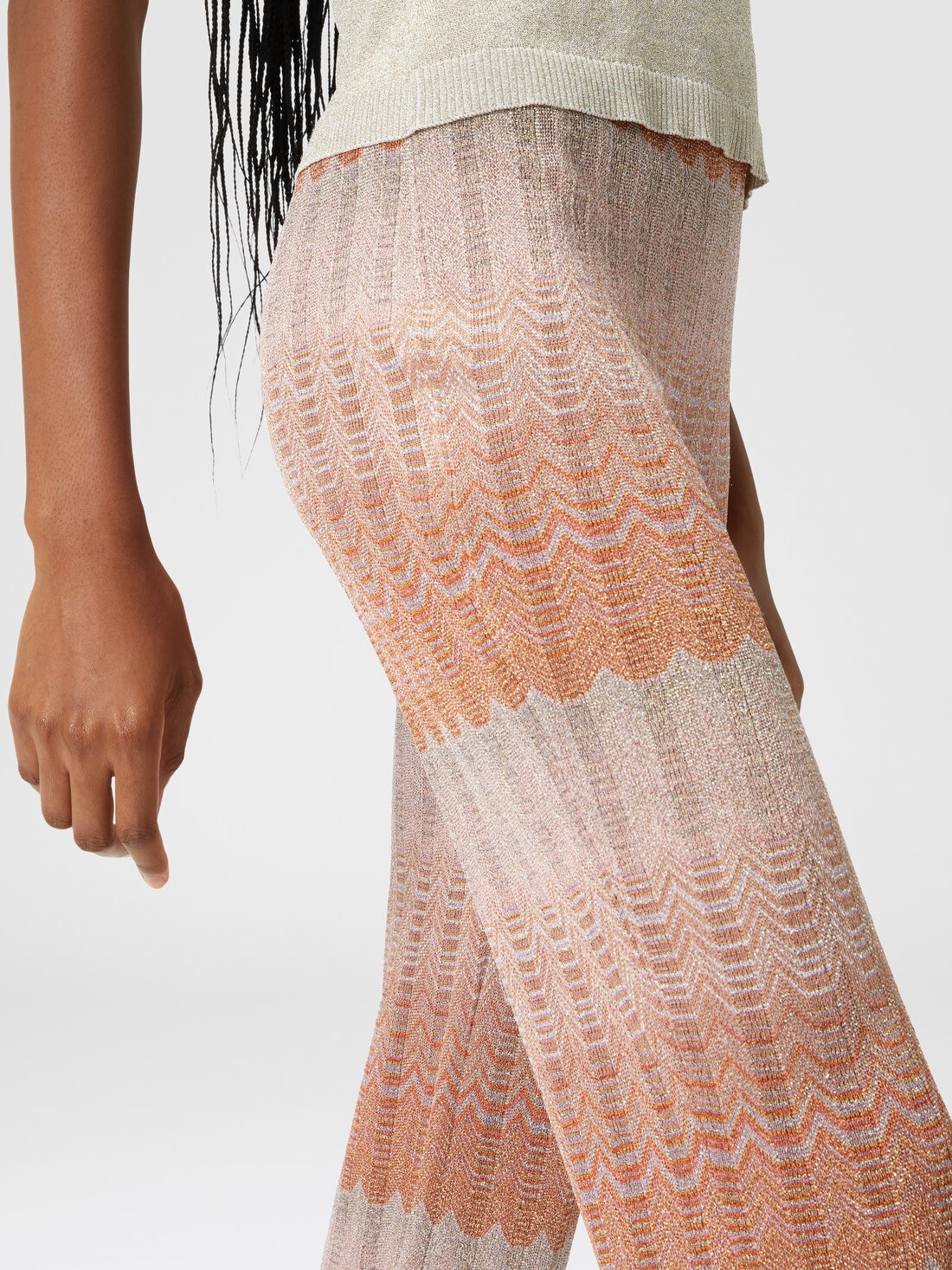 Straight trousers with glare-patterned zig zag lamé - 5