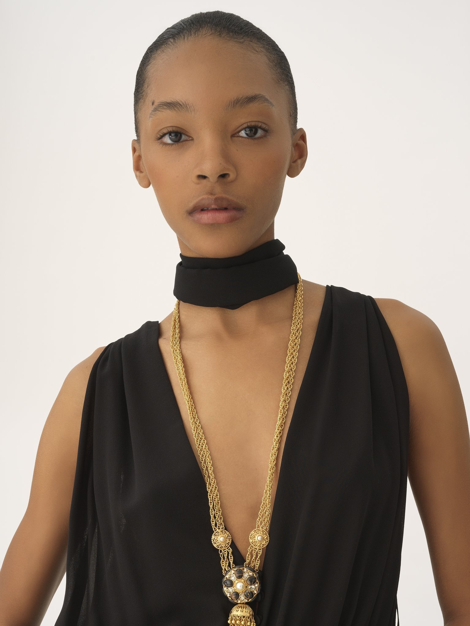 V-NECK JUMPSUIT IN SILK GEORGETTE - 6