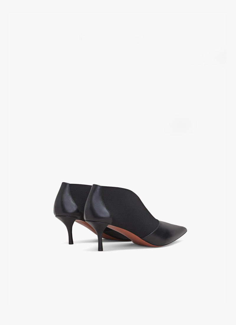 Alaïa ELASTIC PUMPS IN CALFSKIN outlook