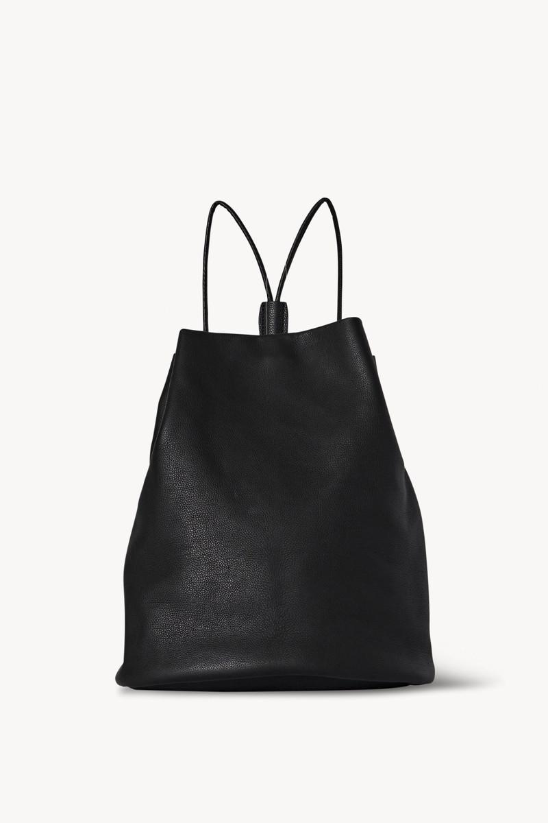 Joe Backpack in Leather 1