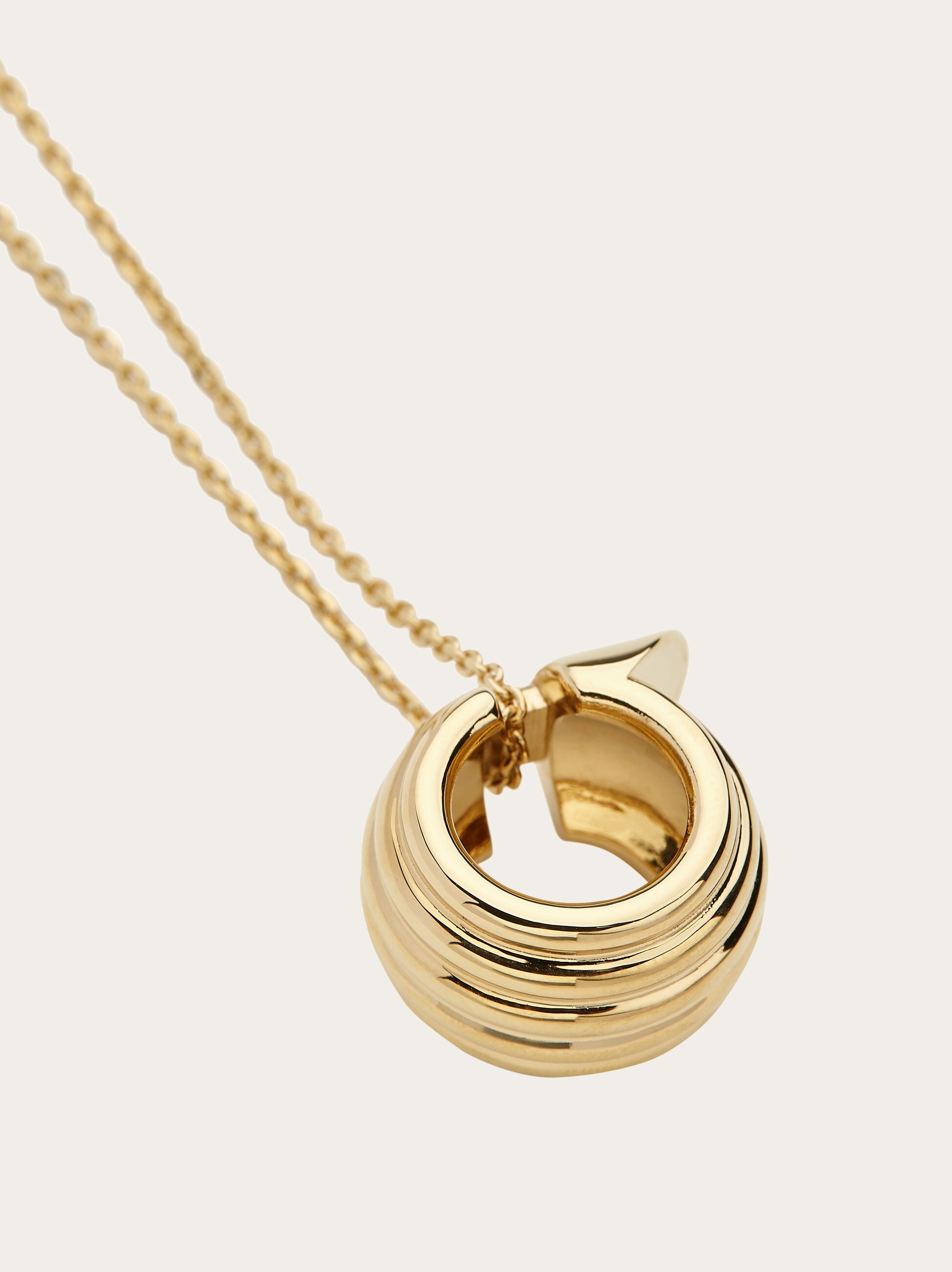 Asymmetric Gancini pendant necklace - 3