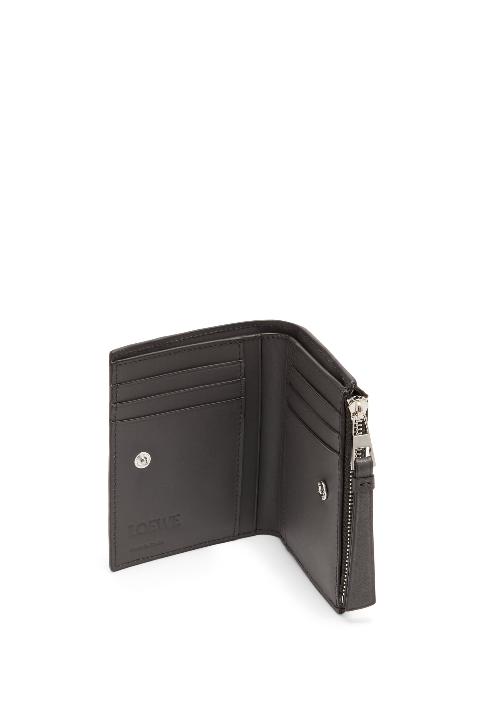 Puzzle slim compact wallet in classic calfskin - 3