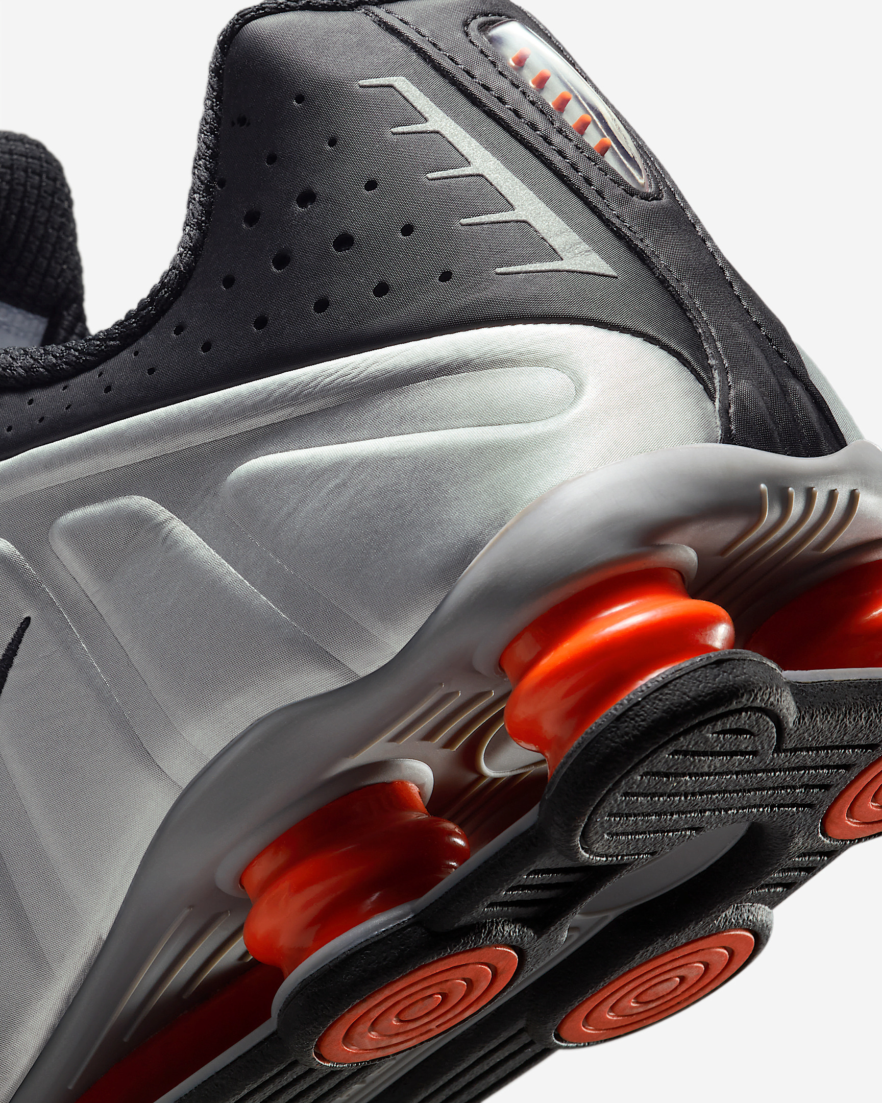 Nike Shox R4 Men's Shoes - 8