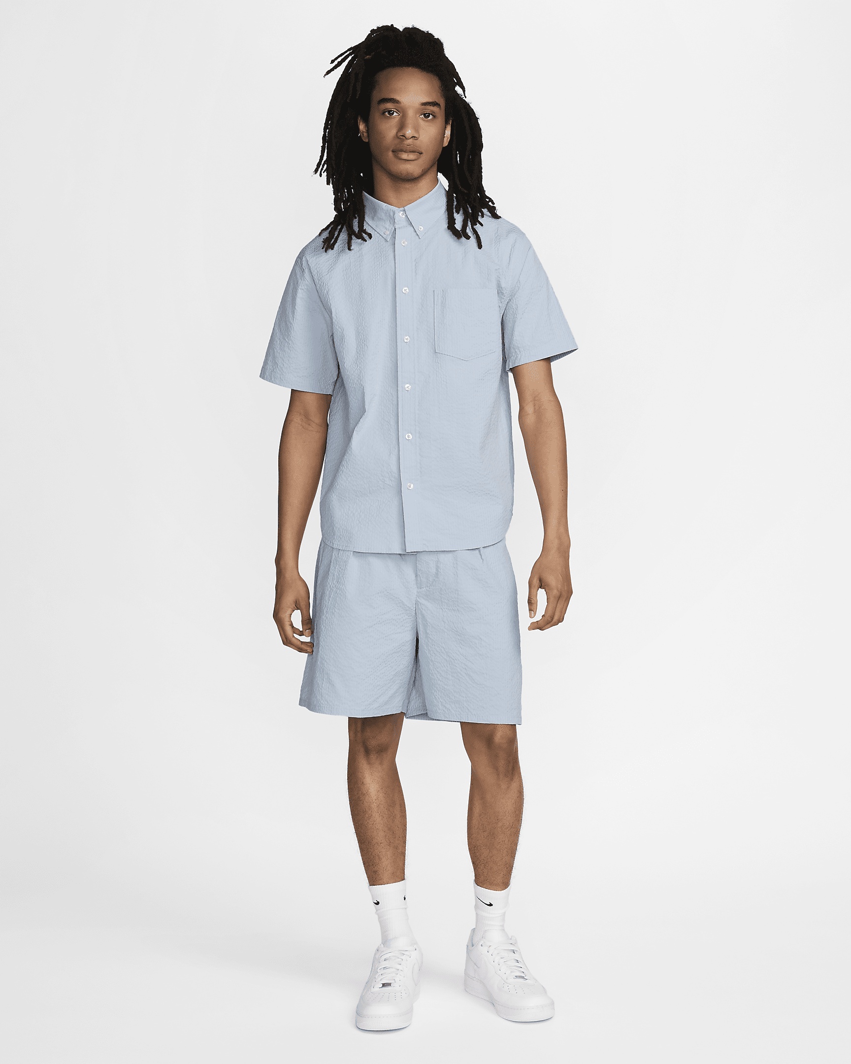 Nike Life Men's Short-Sleeve Seersucker Button-Down Shirt - 10