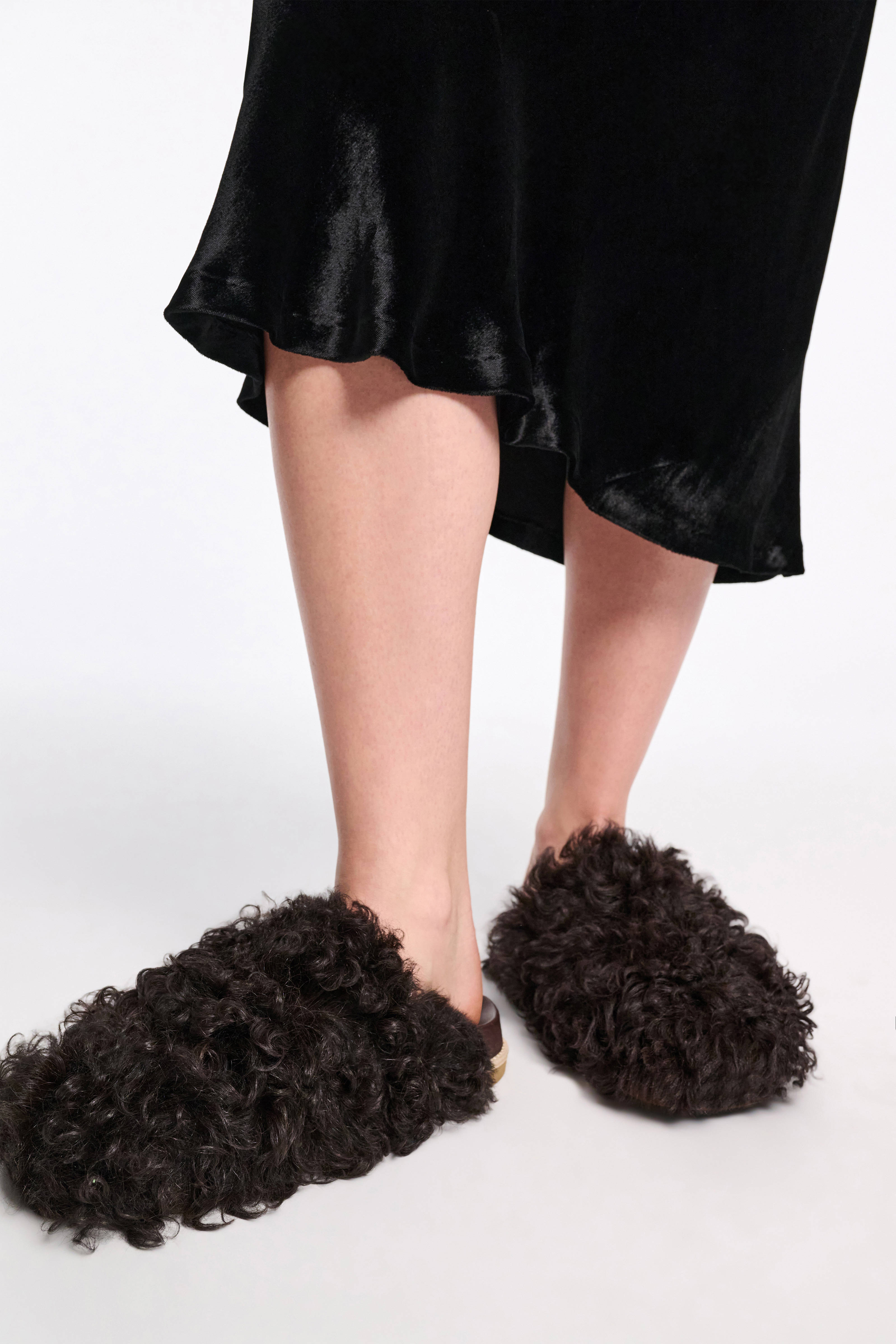 FURRY FANTASY Clog Footbed - 4
