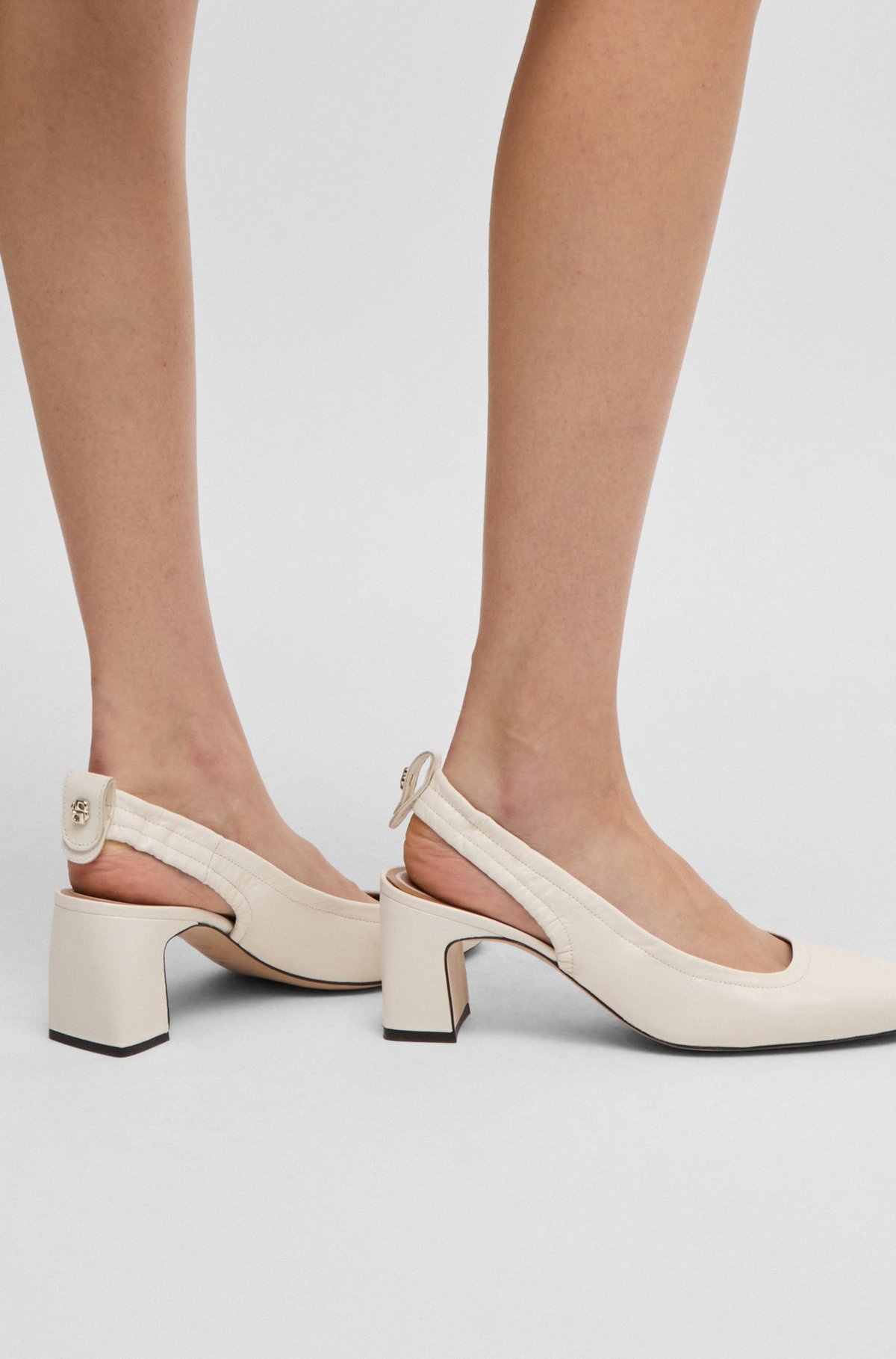 LEATHER SLINGBACK PUMPS WITH DOUBLE B MONOGRAM - 4