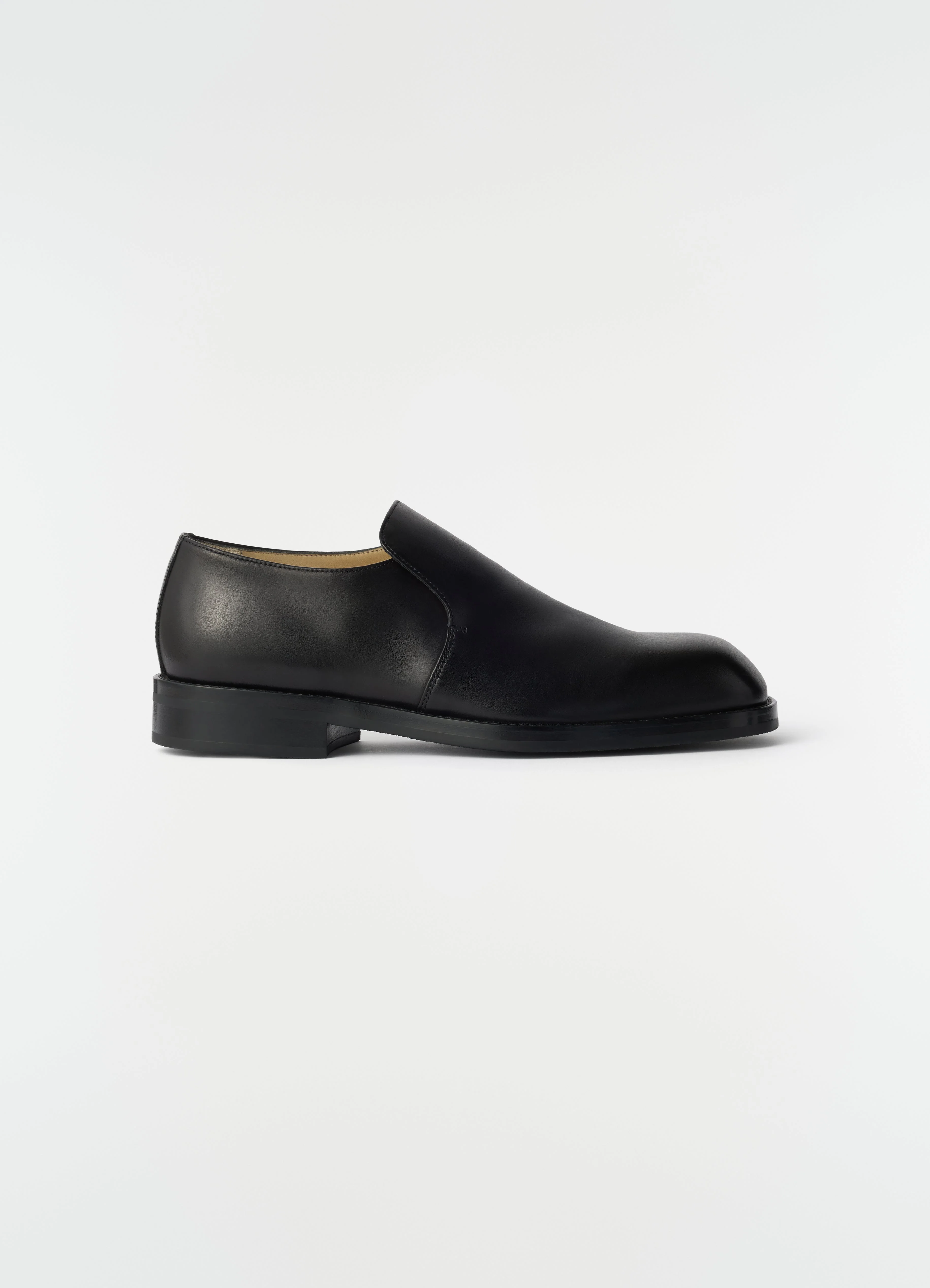 FORMAL LOAFERS IN SHINY LEATHER - 1