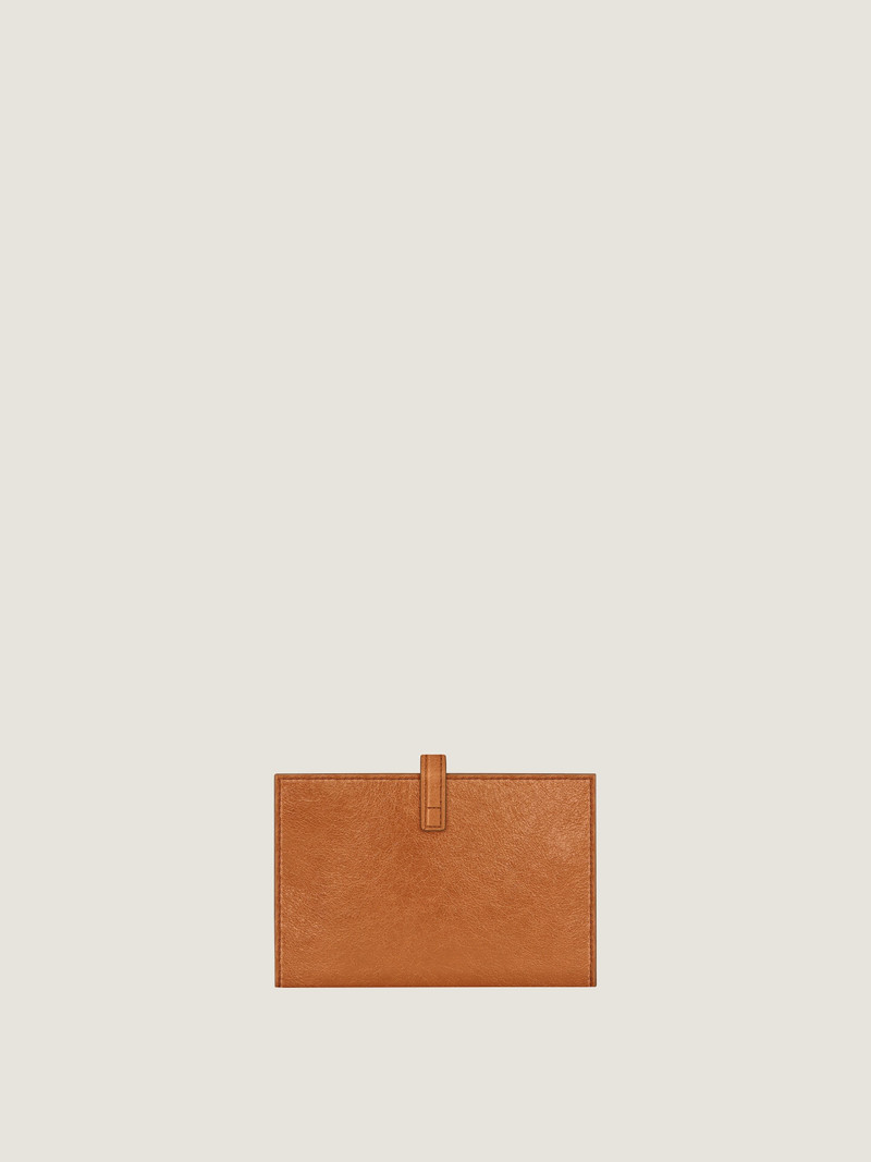 Givenchy VOYOU WALLET IN LEATHER outlook