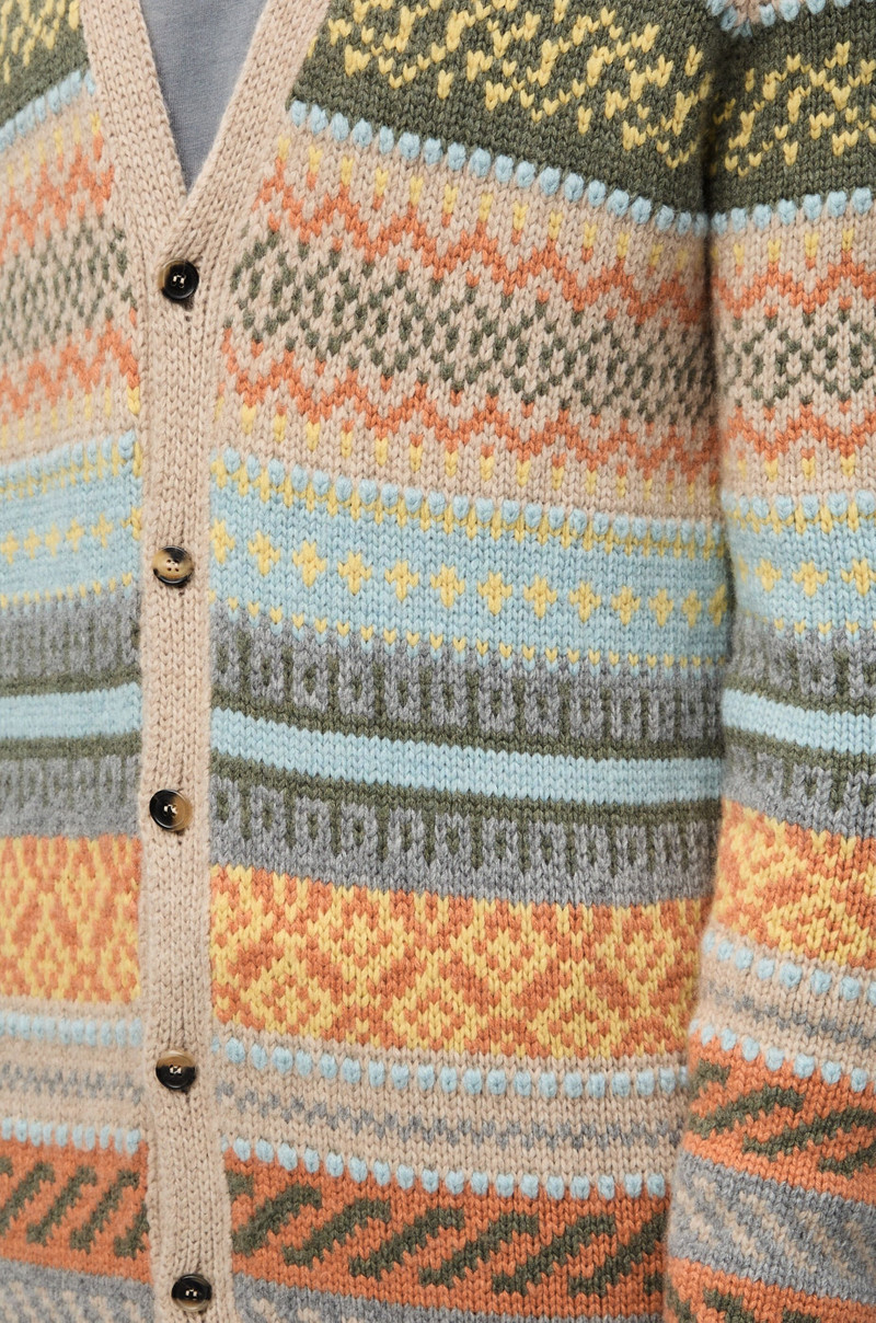 Cardigan in cashmere 4