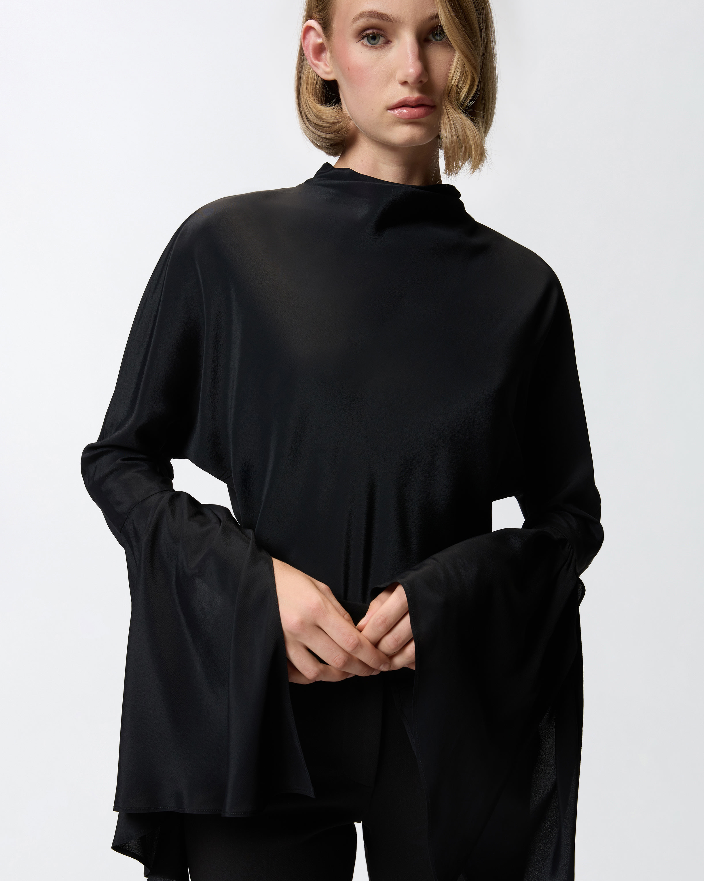 CREPE DE CHINE BLOUSE WITH REAR NECKLINE - 5