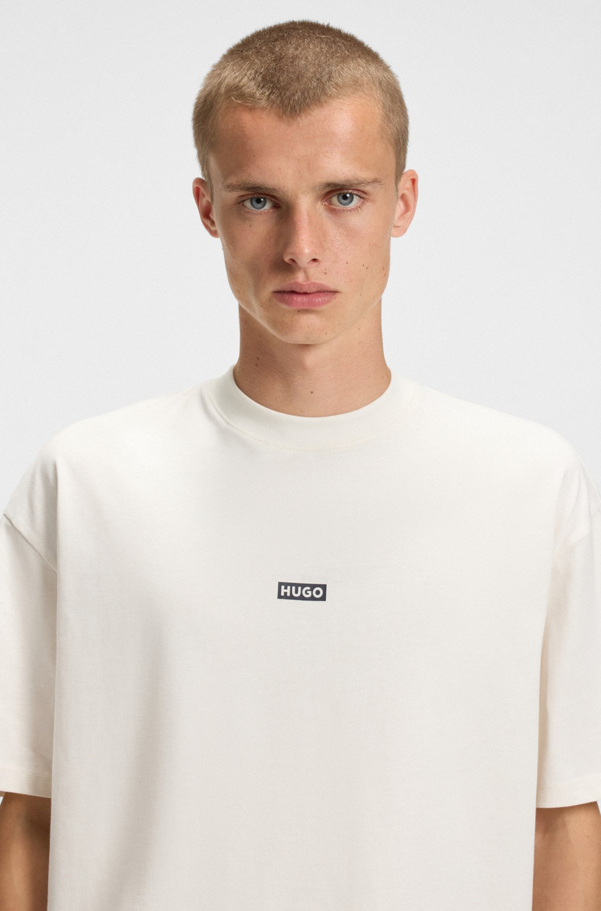LOOSE-FIT T-SHIRT IN COTTON WITH REAR LOGO ARTWORK - 3
