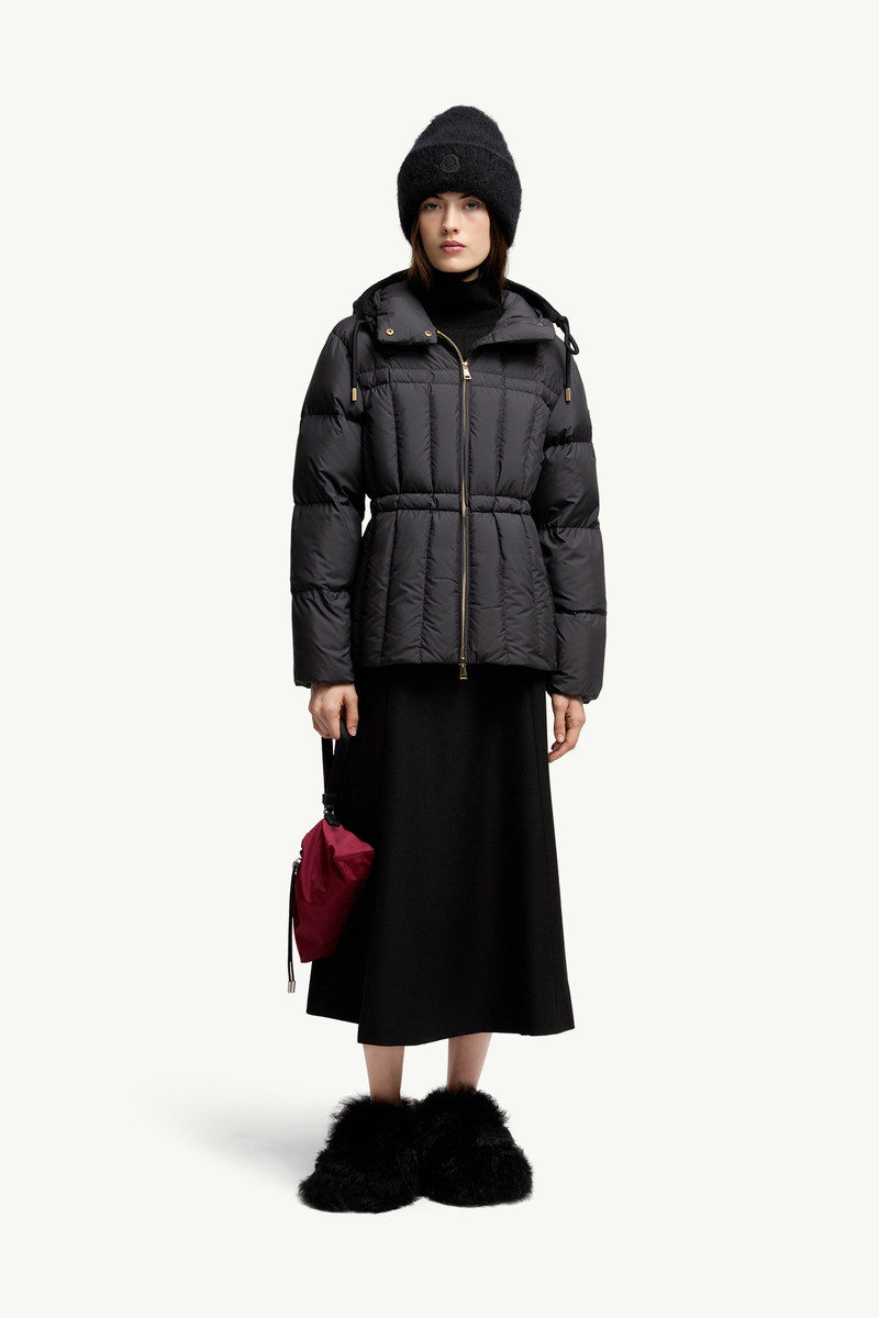 Moncler Estom Vertical-Quilted Hooded Short Down Jacket outlook