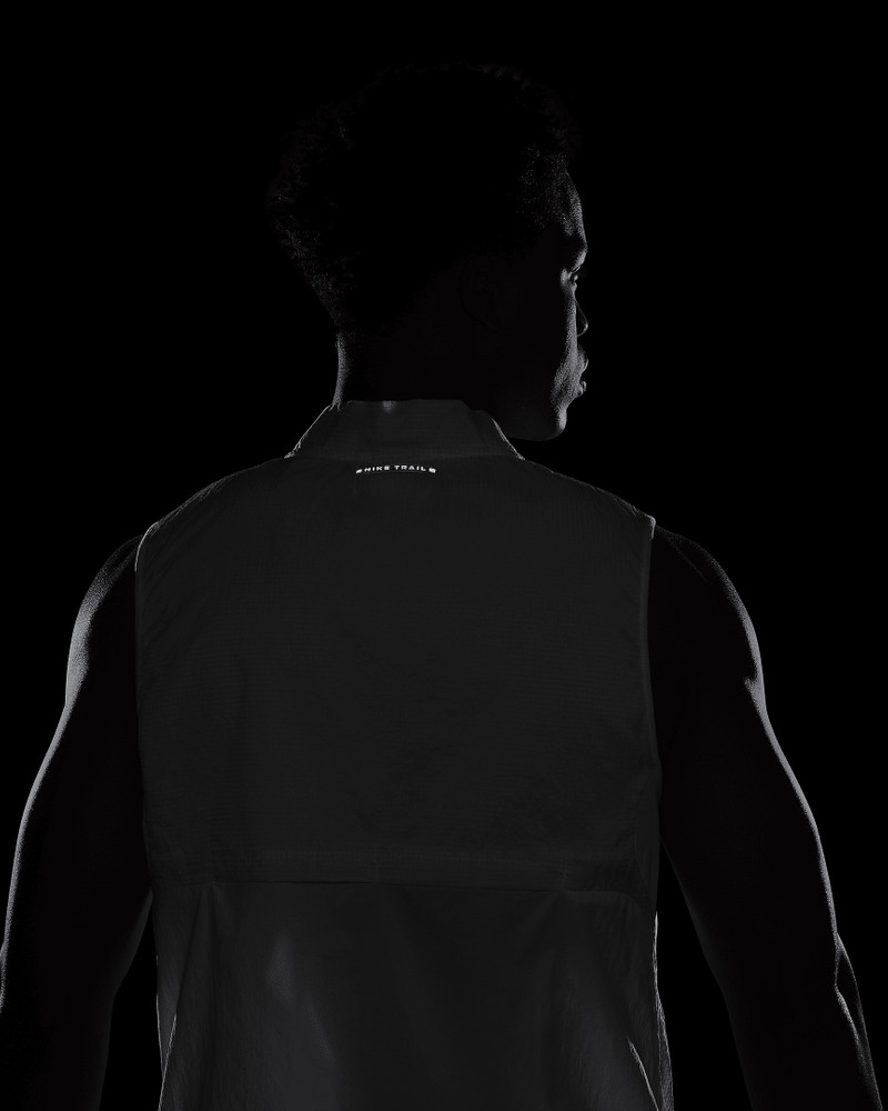 Nike Trail Aireez Men's Running Vest 13