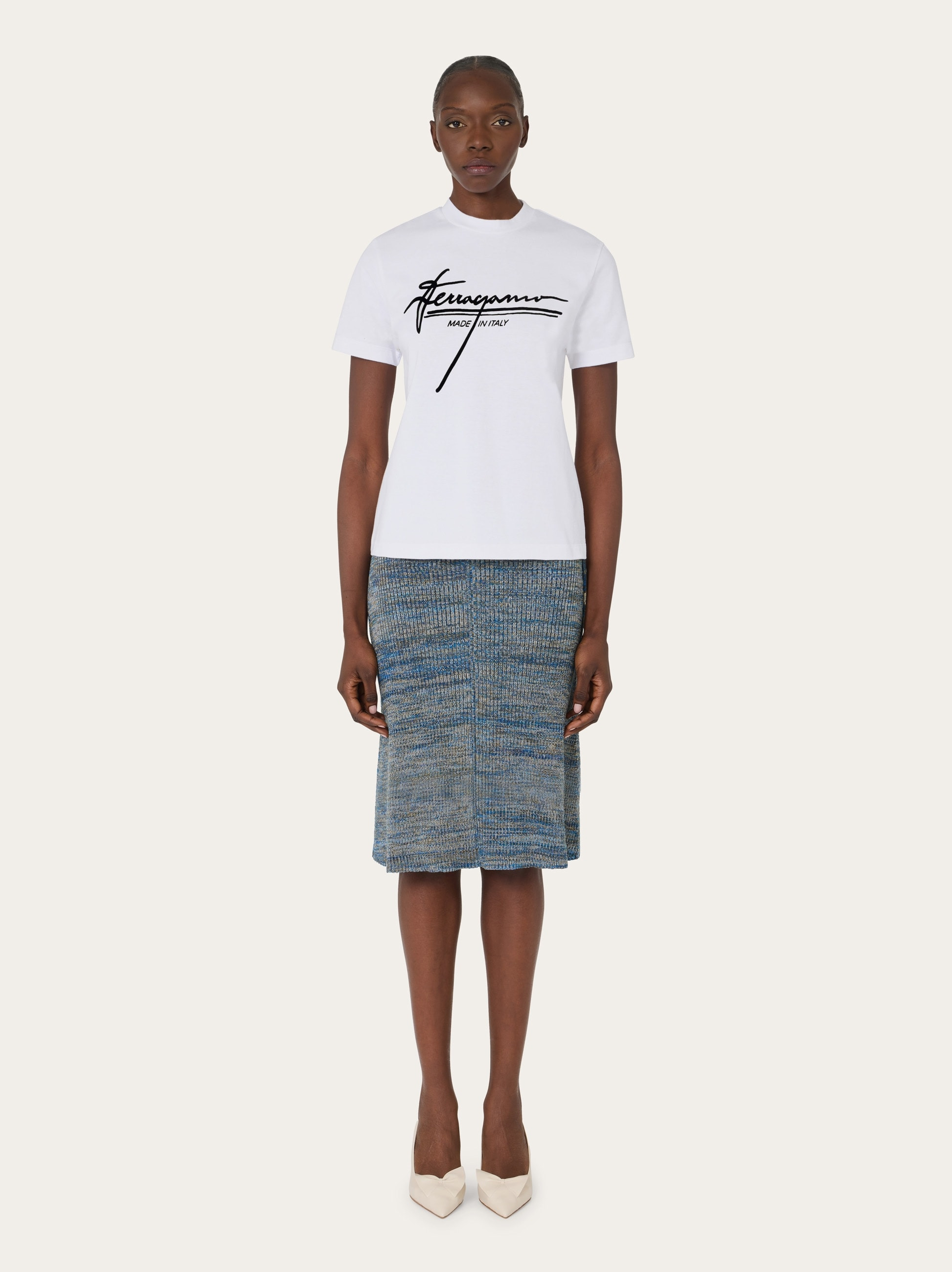 T-shirt with signature detail - 5