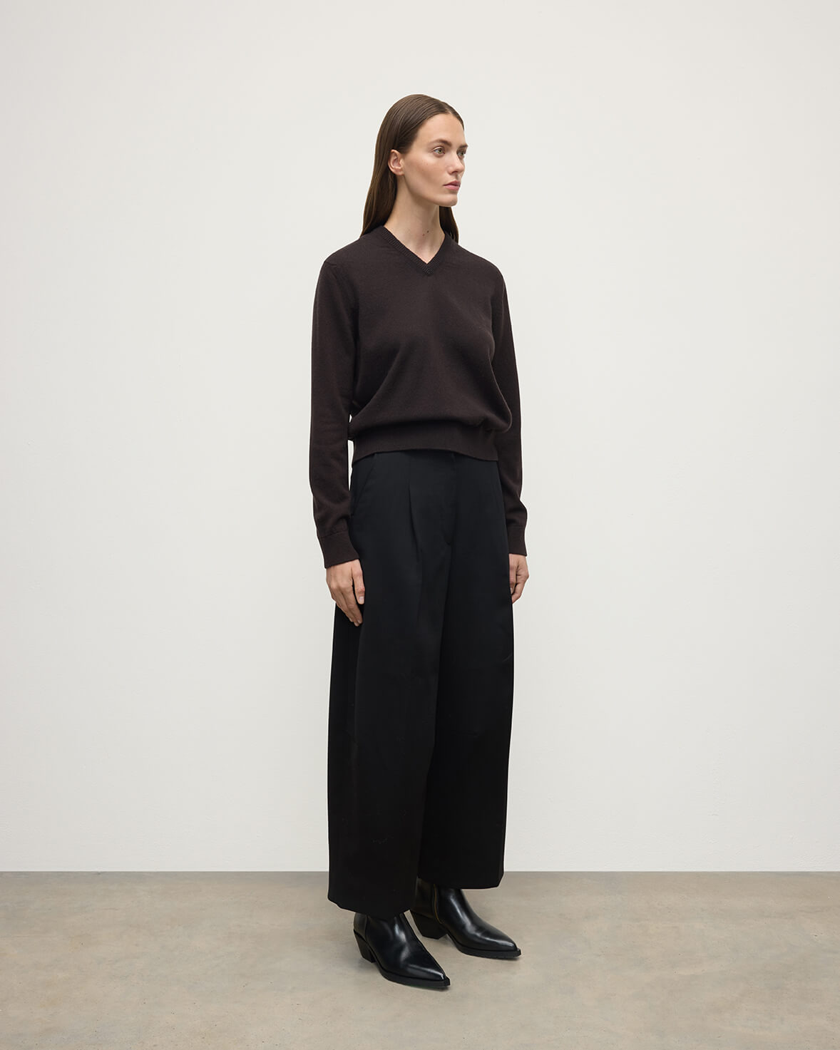 Classic Cashmere Brown V Neck Jumper - 3